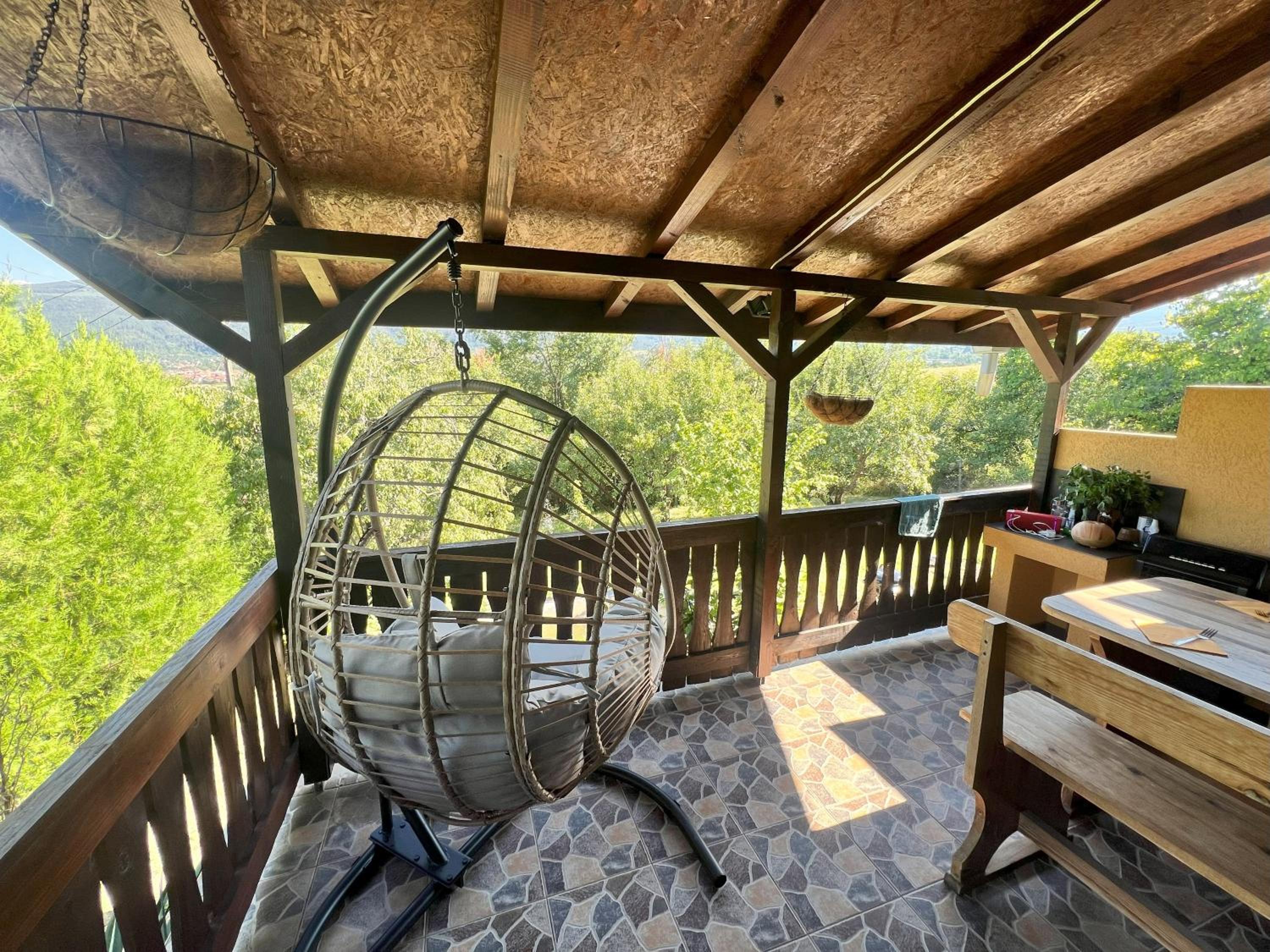 Cozy Quiet Retreat 70km from Sofia