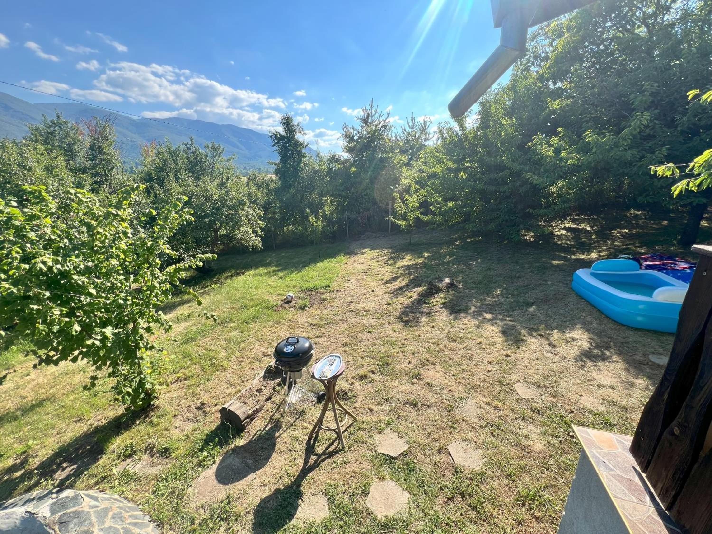Cozy Quiet Retreat 70km from Sofia