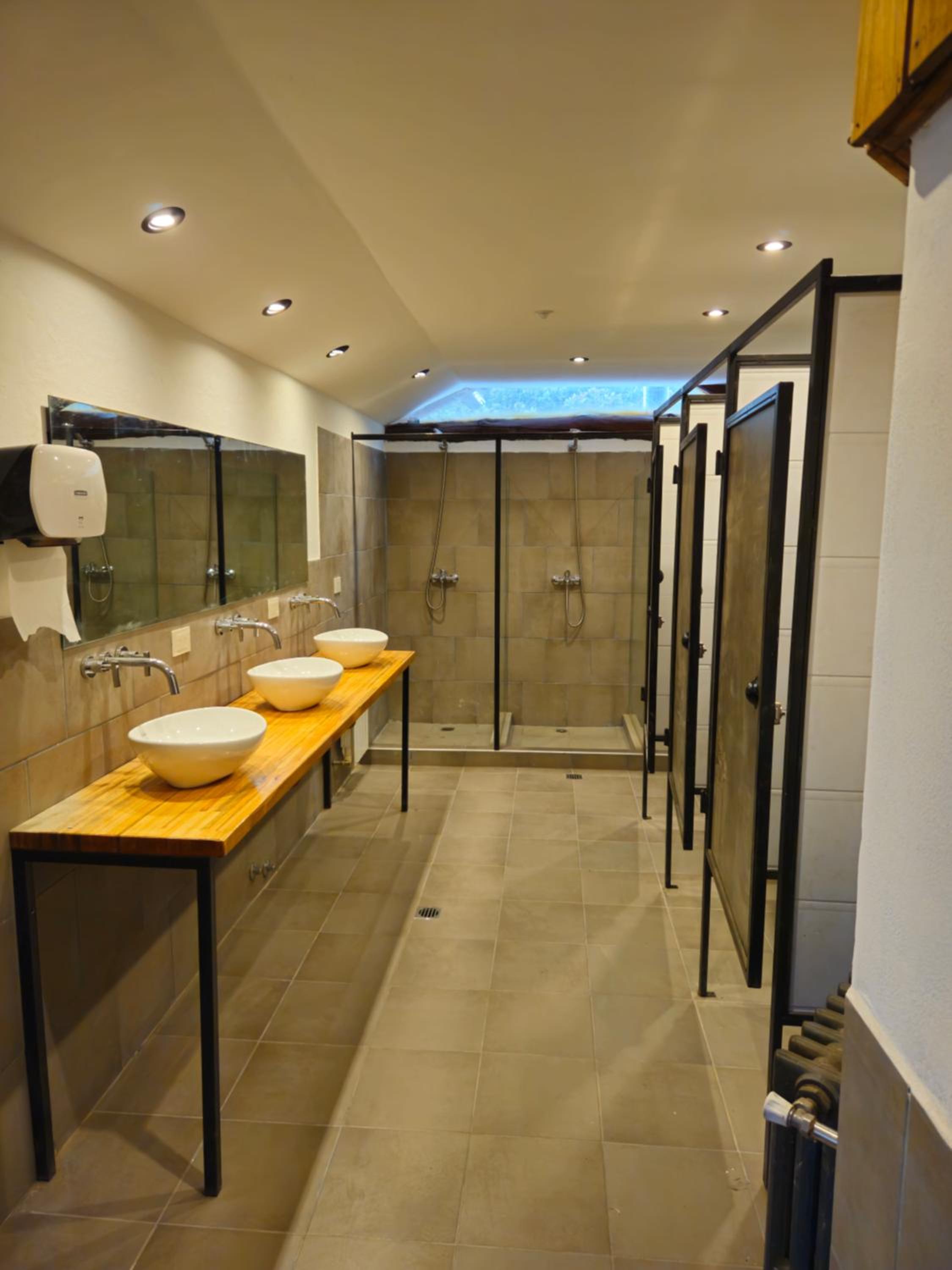 Hostel Capsula Refugio Oeste