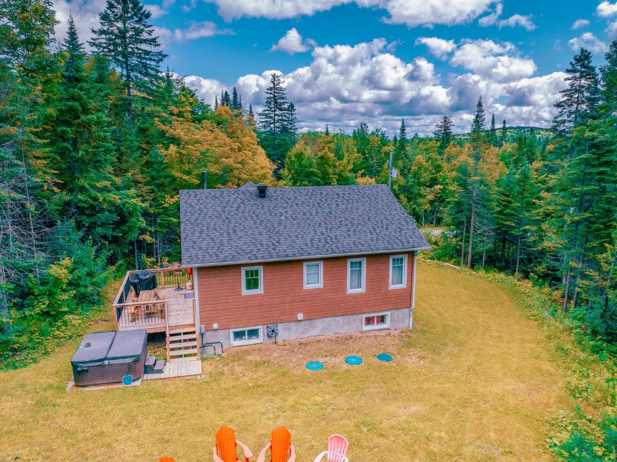 Private Hot tub 15min from Ski Montcalm Boisé