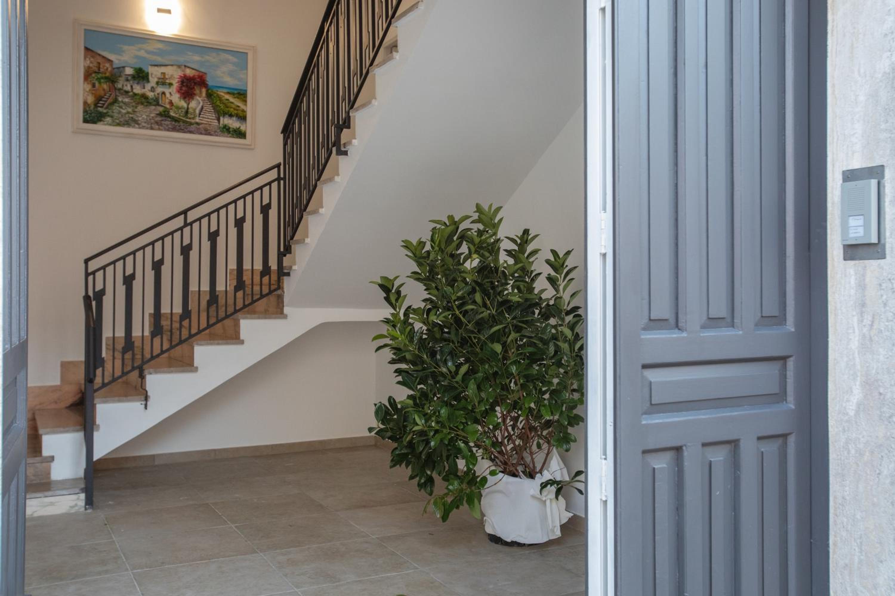 Casa del Sole - Holiday Home view 3