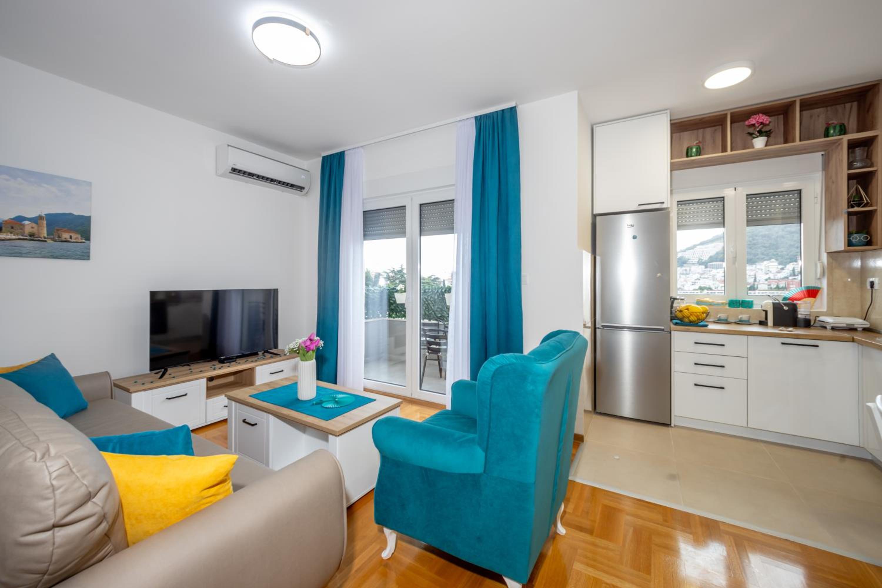 Two bedroom apartment Mali princ view 4