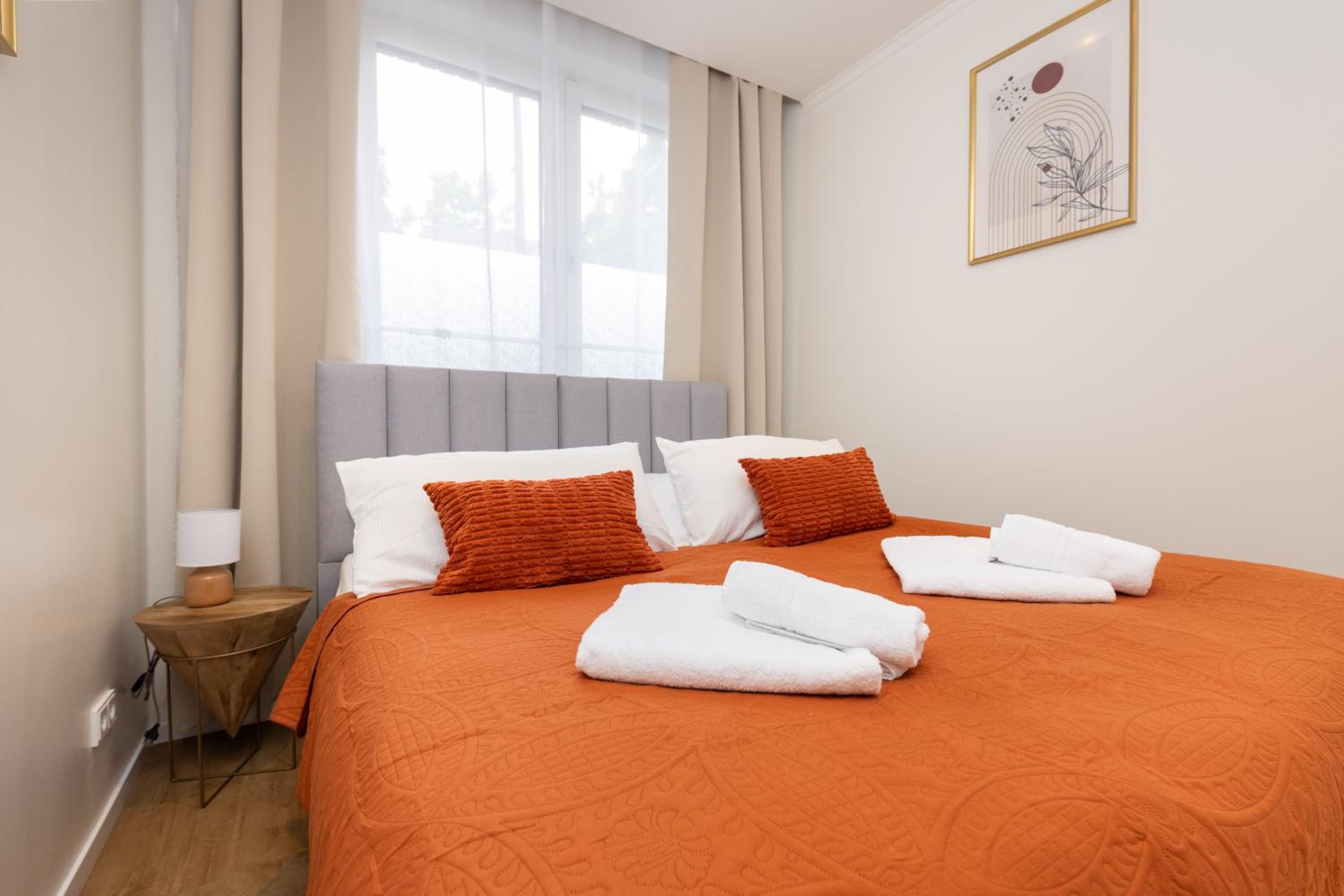 120sqm & 5-room luxury apartment with 2 bathrooms