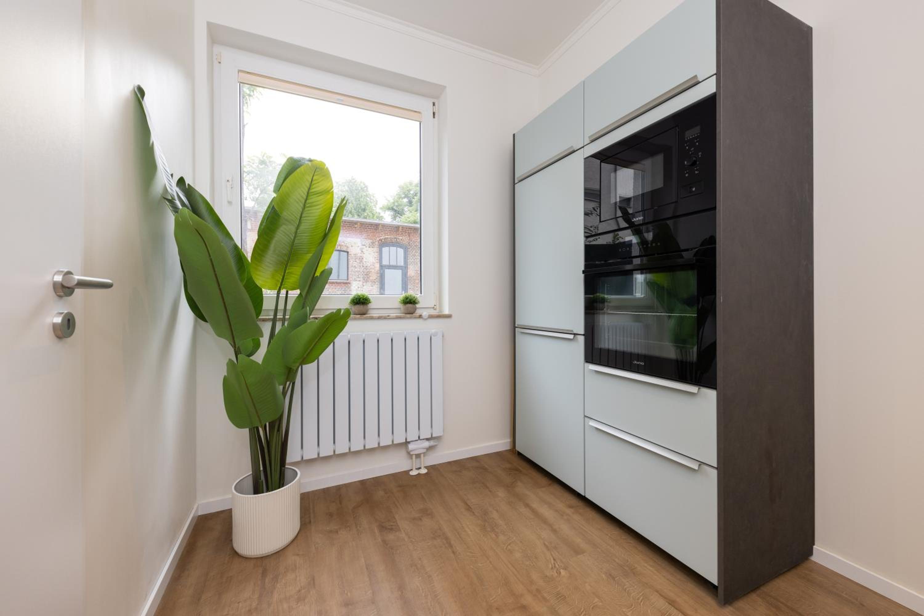 120sqm & 5-room luxury apartment with 2 bathrooms