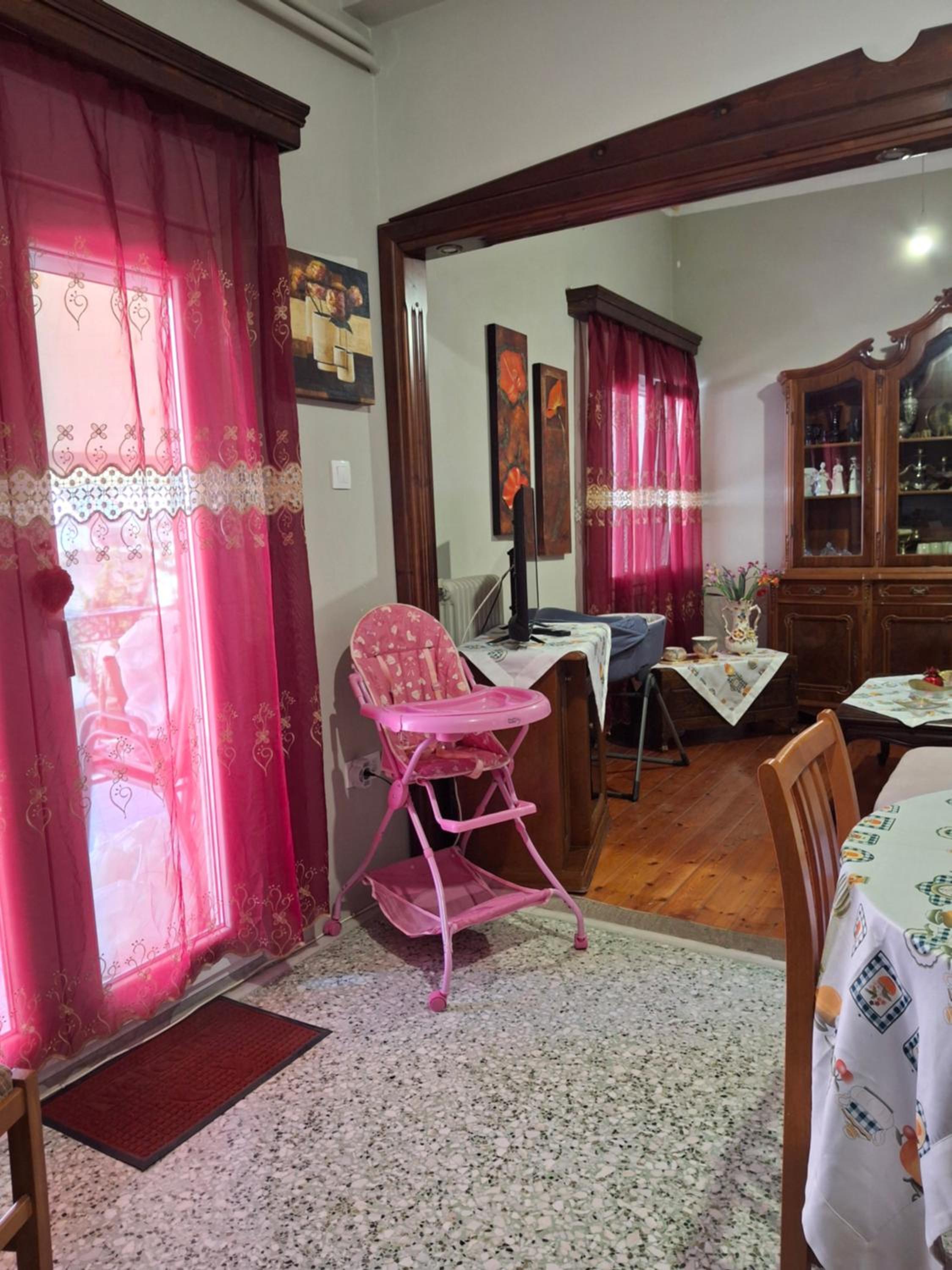 Friendly House