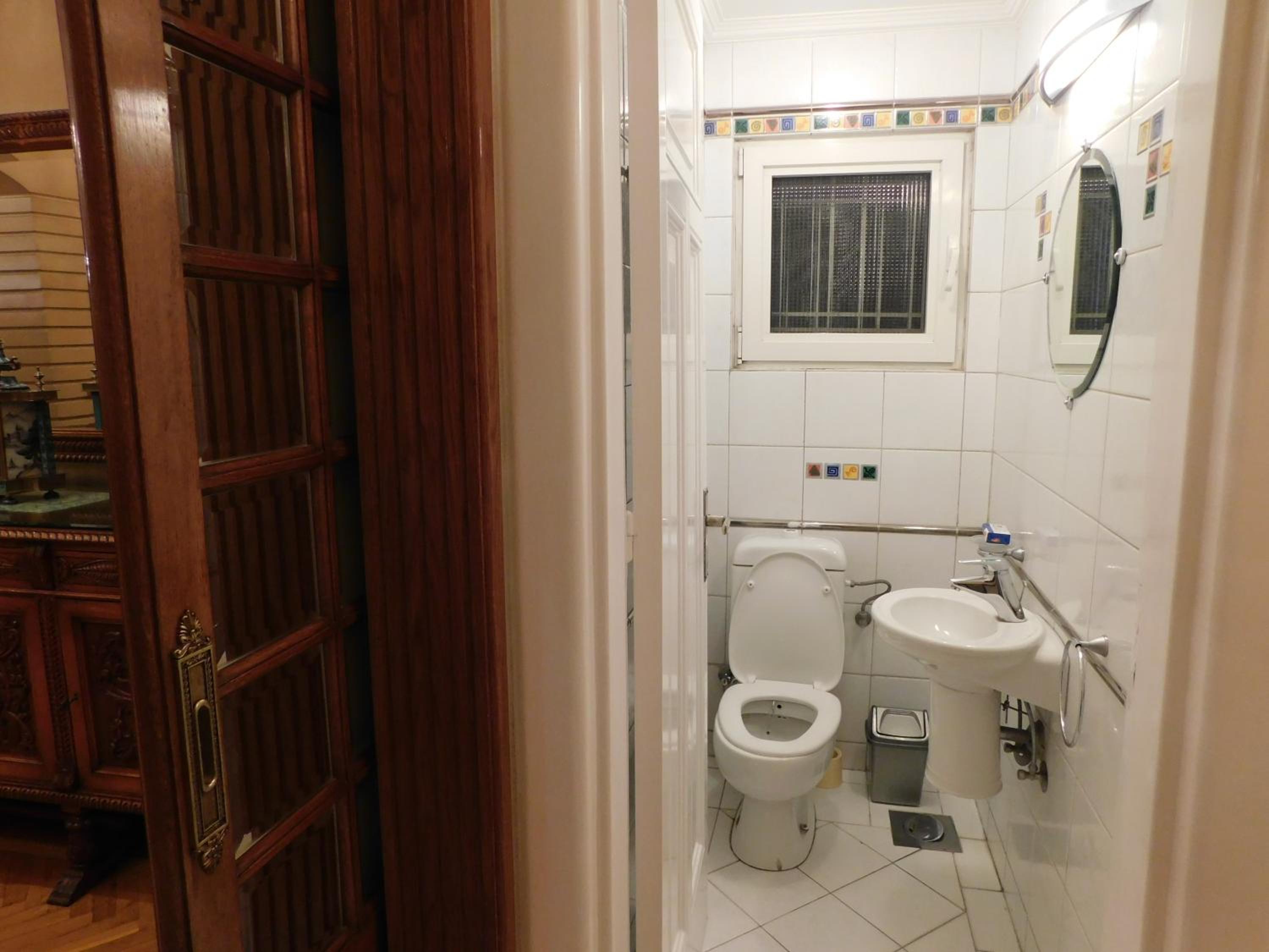 Down Town Luxury Apartment