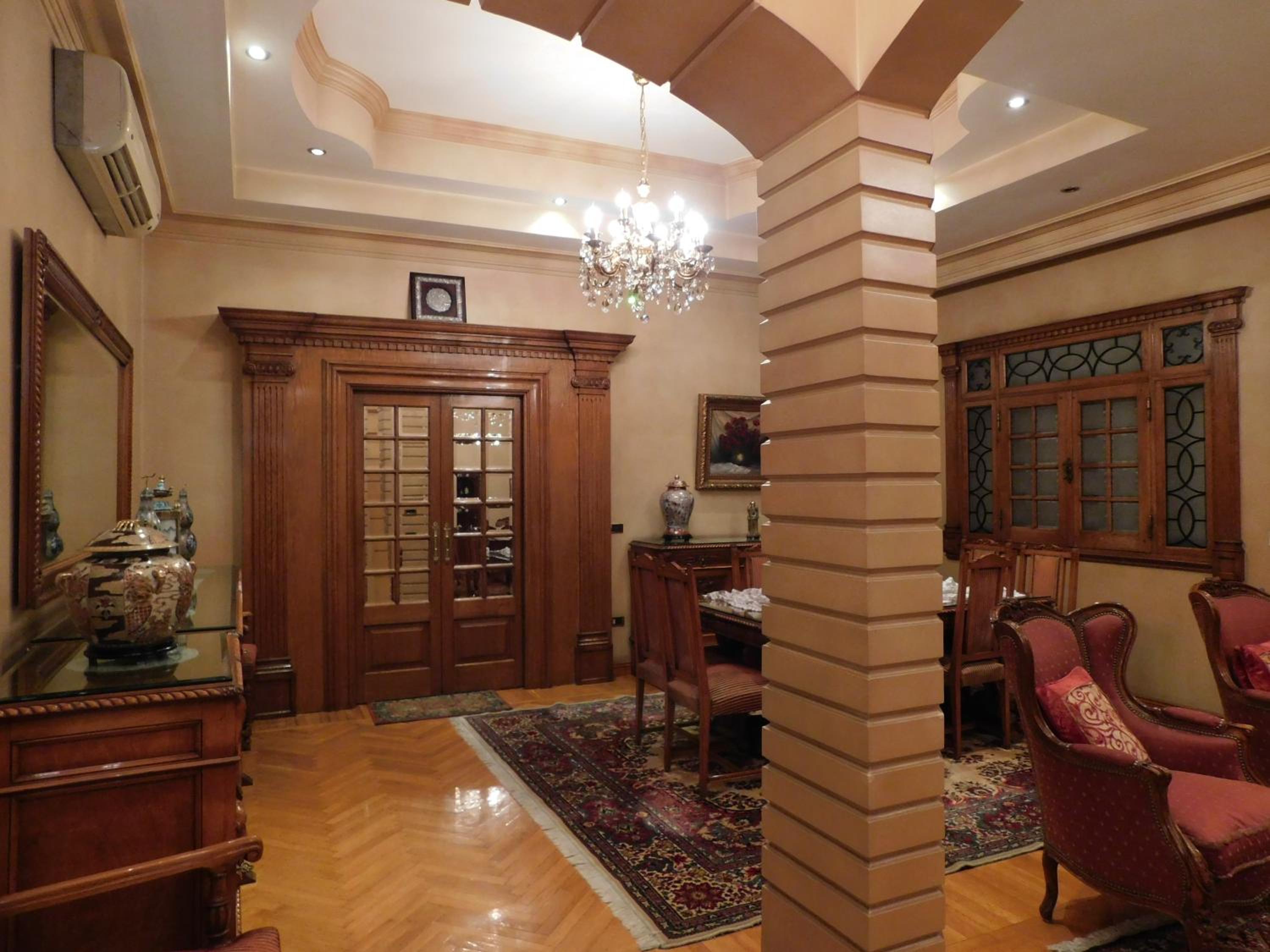 Down Town Luxury Apartment