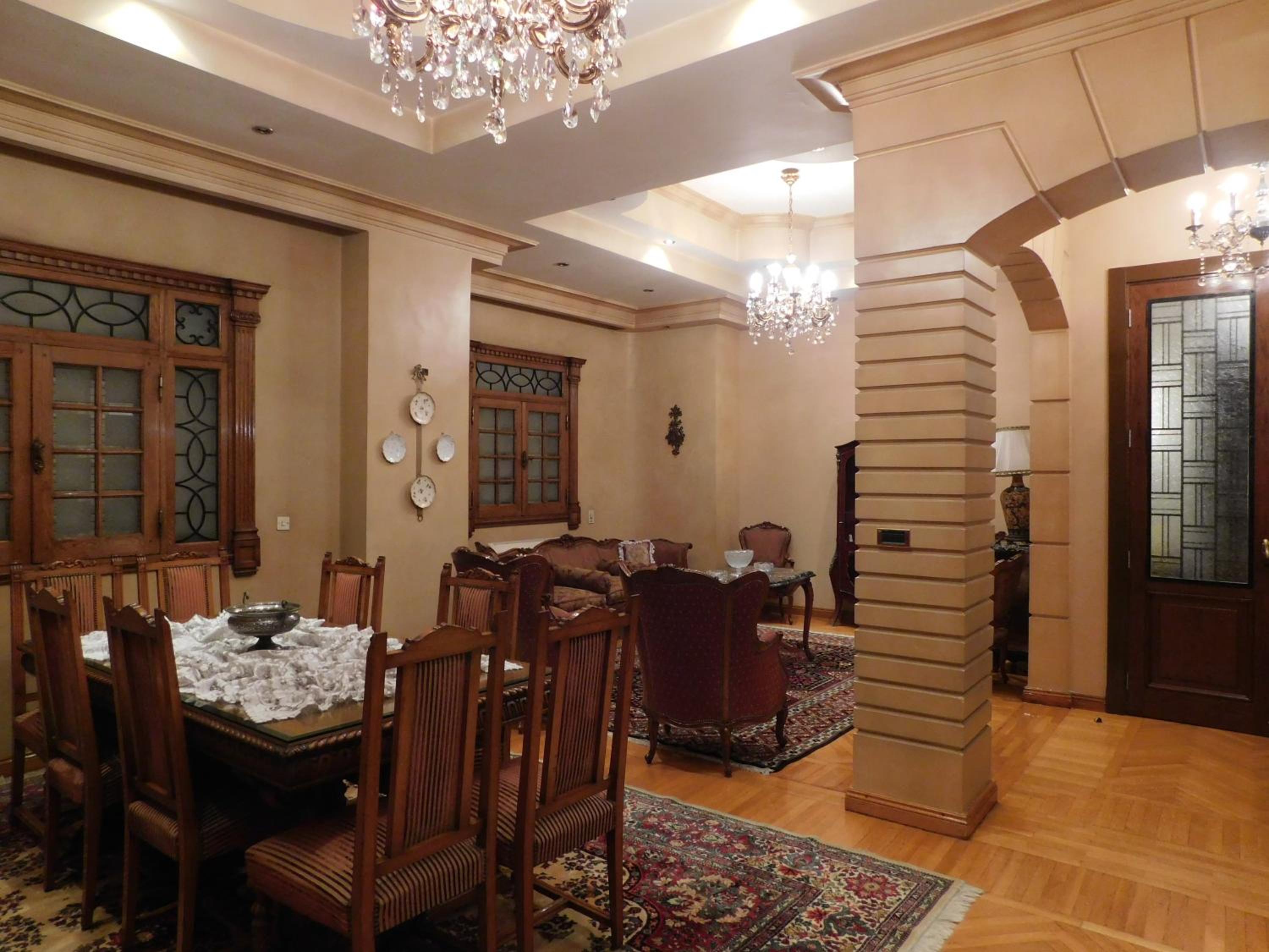 Down Town Luxury Apartment