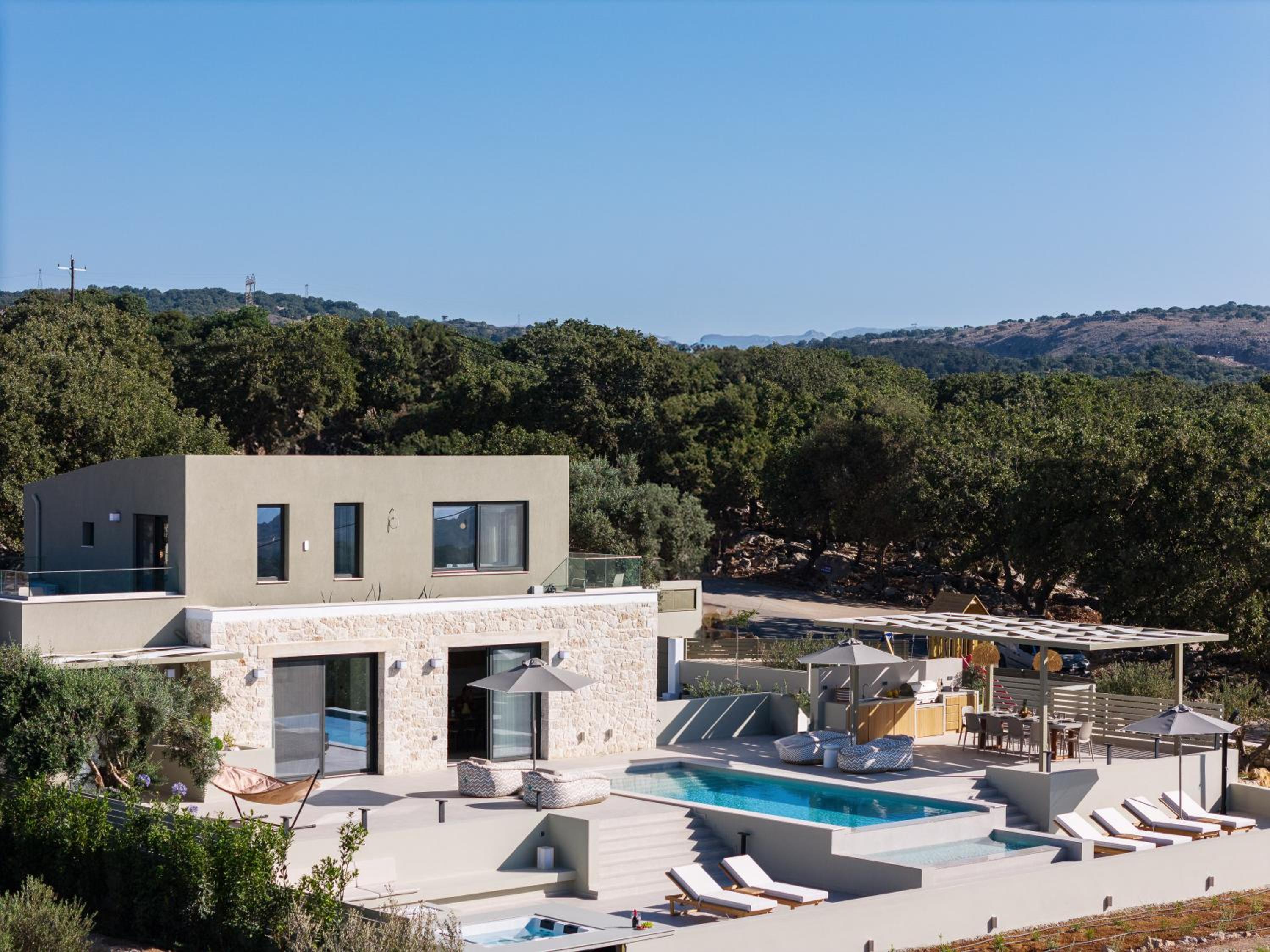 Hotel Manto Villas, Eco Pool, Spa Whirlpool, SeaView, By ThinkVilla - Image 1