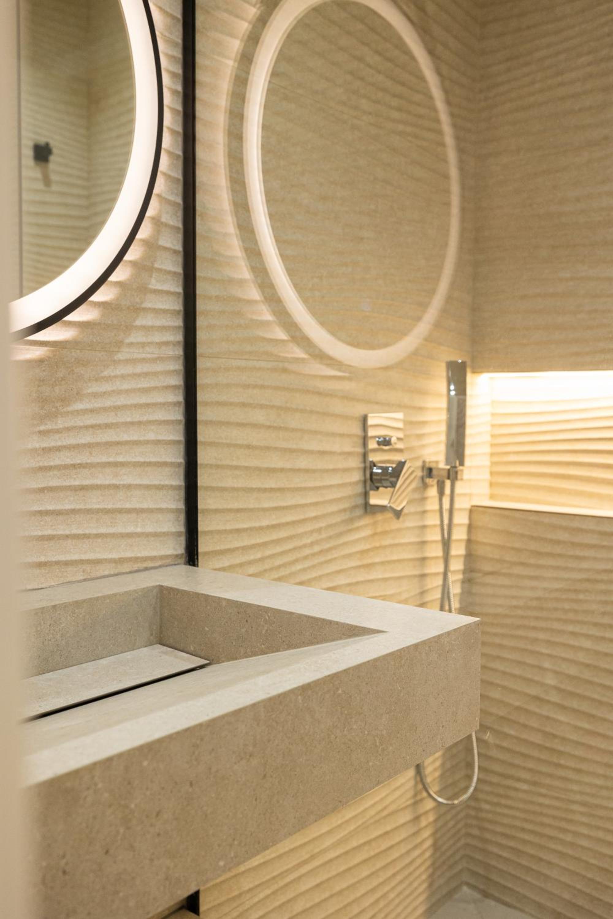 Ameli Luxury Apartment