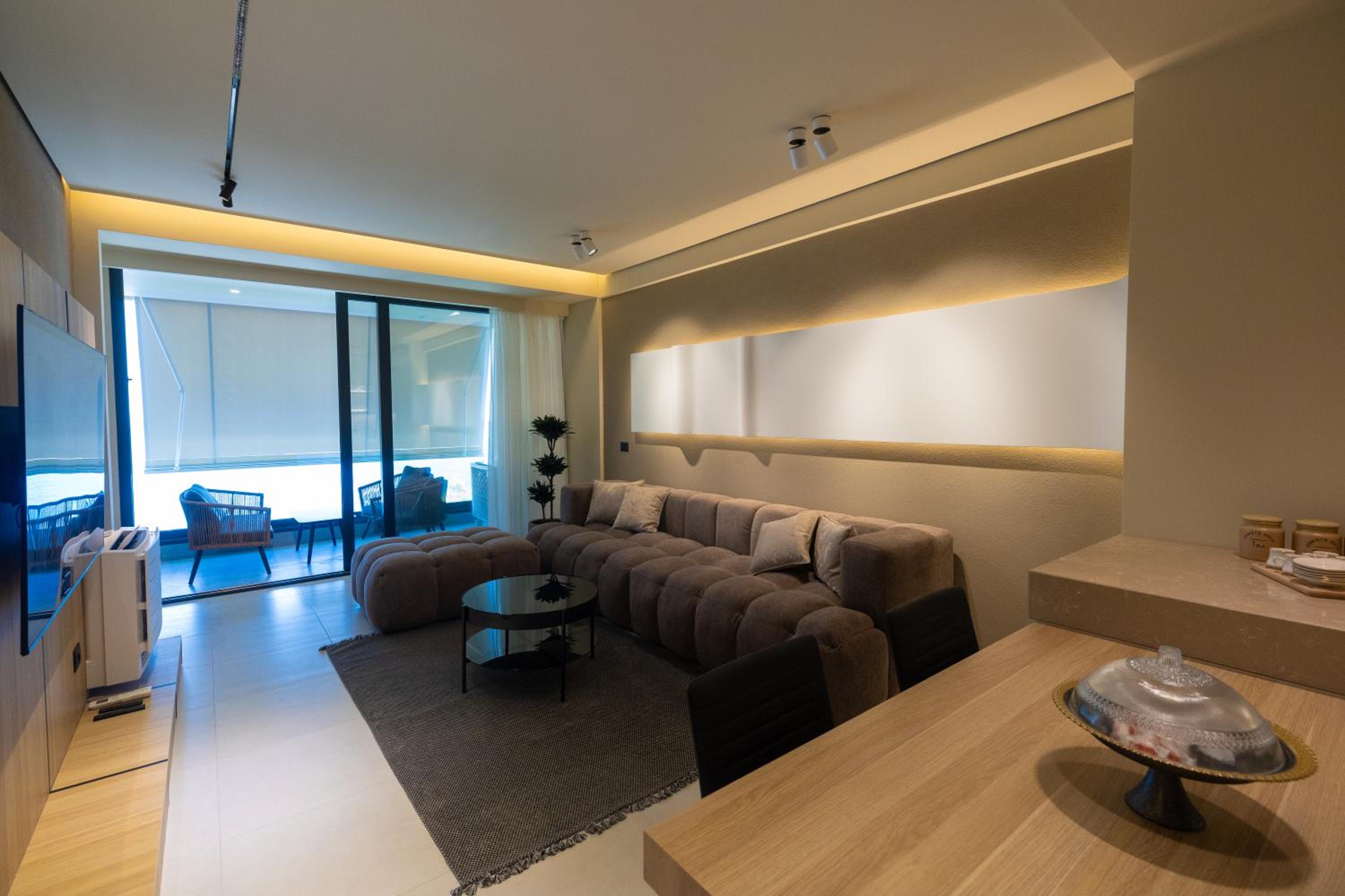 Ameli Luxury Apartment
