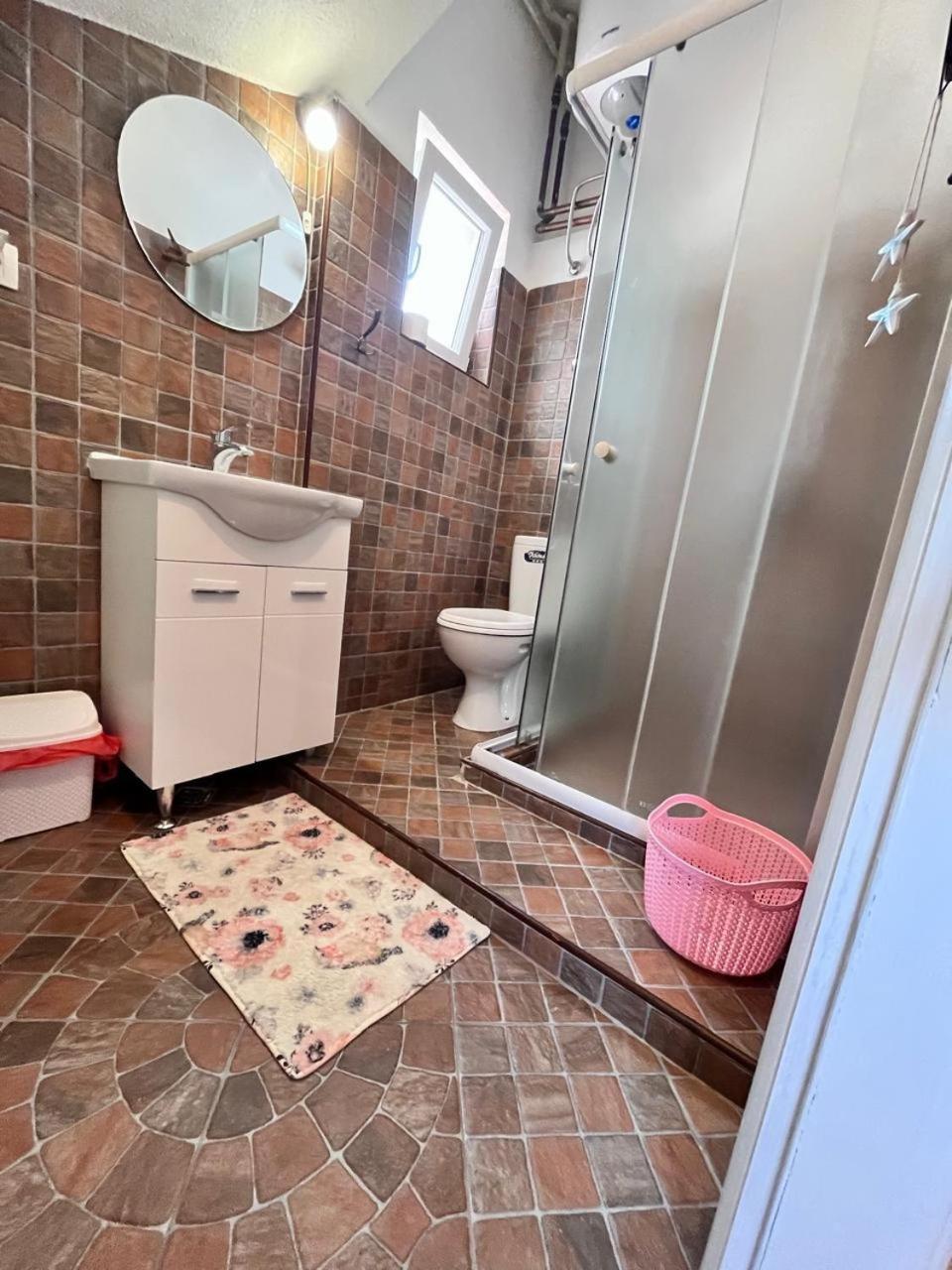 Edita Apartments