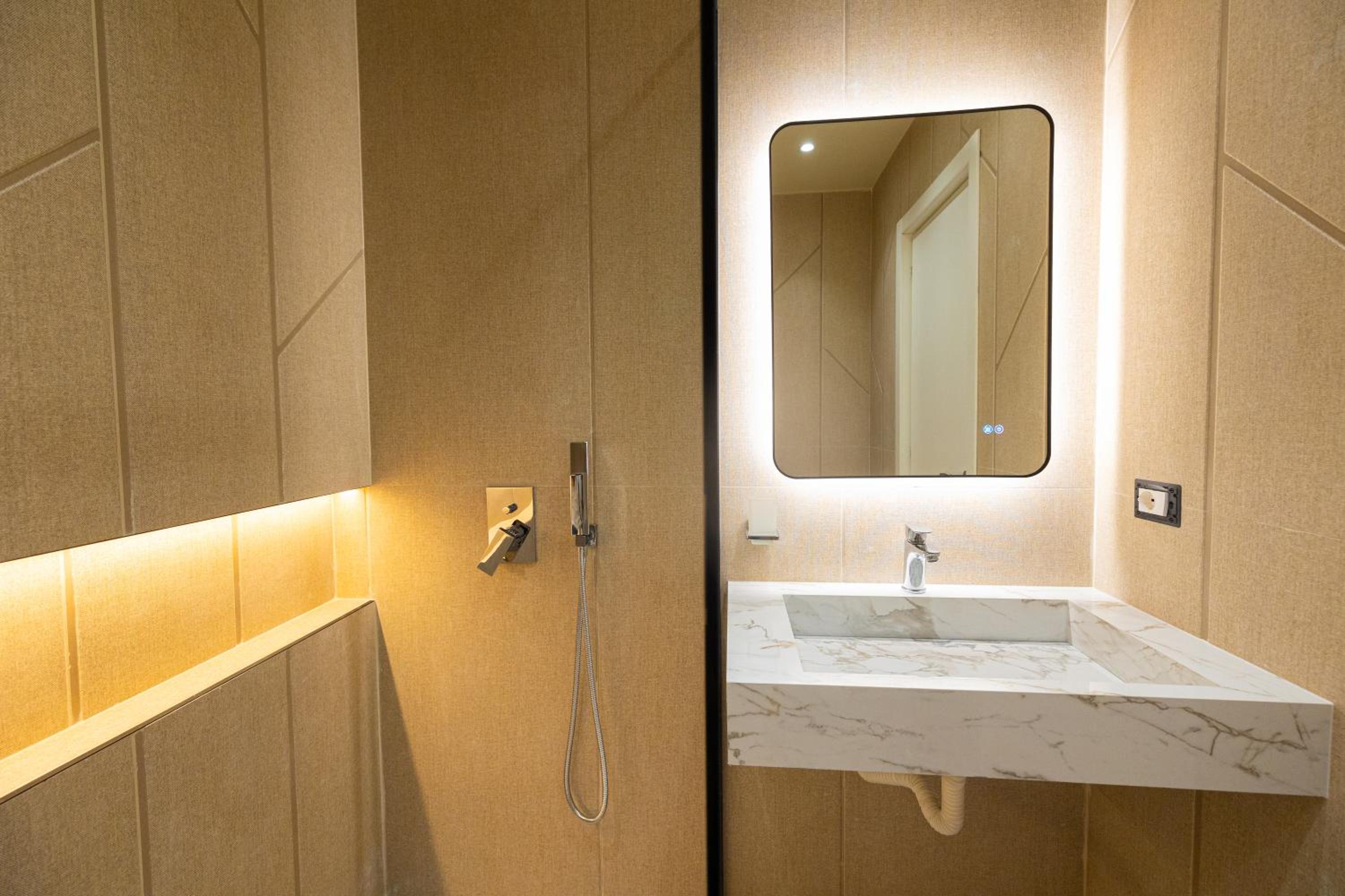 Ameli Luxury Apartment