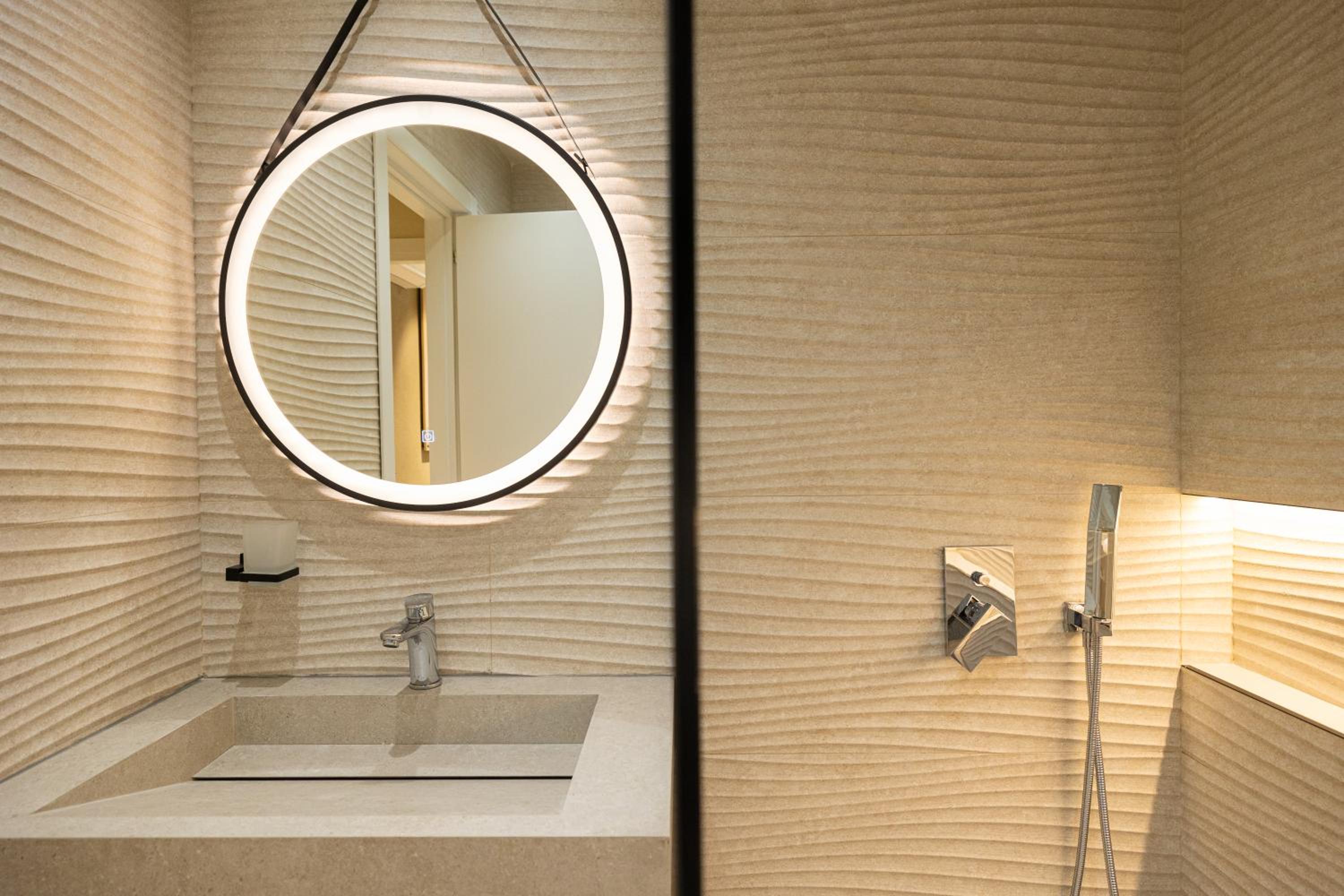 Ameli Luxury Apartment