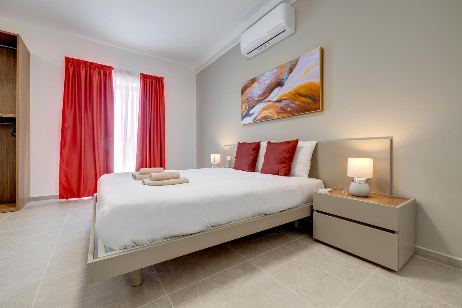 Elegant Sliema Penthouse Panoramic Terrace by Buena Vista