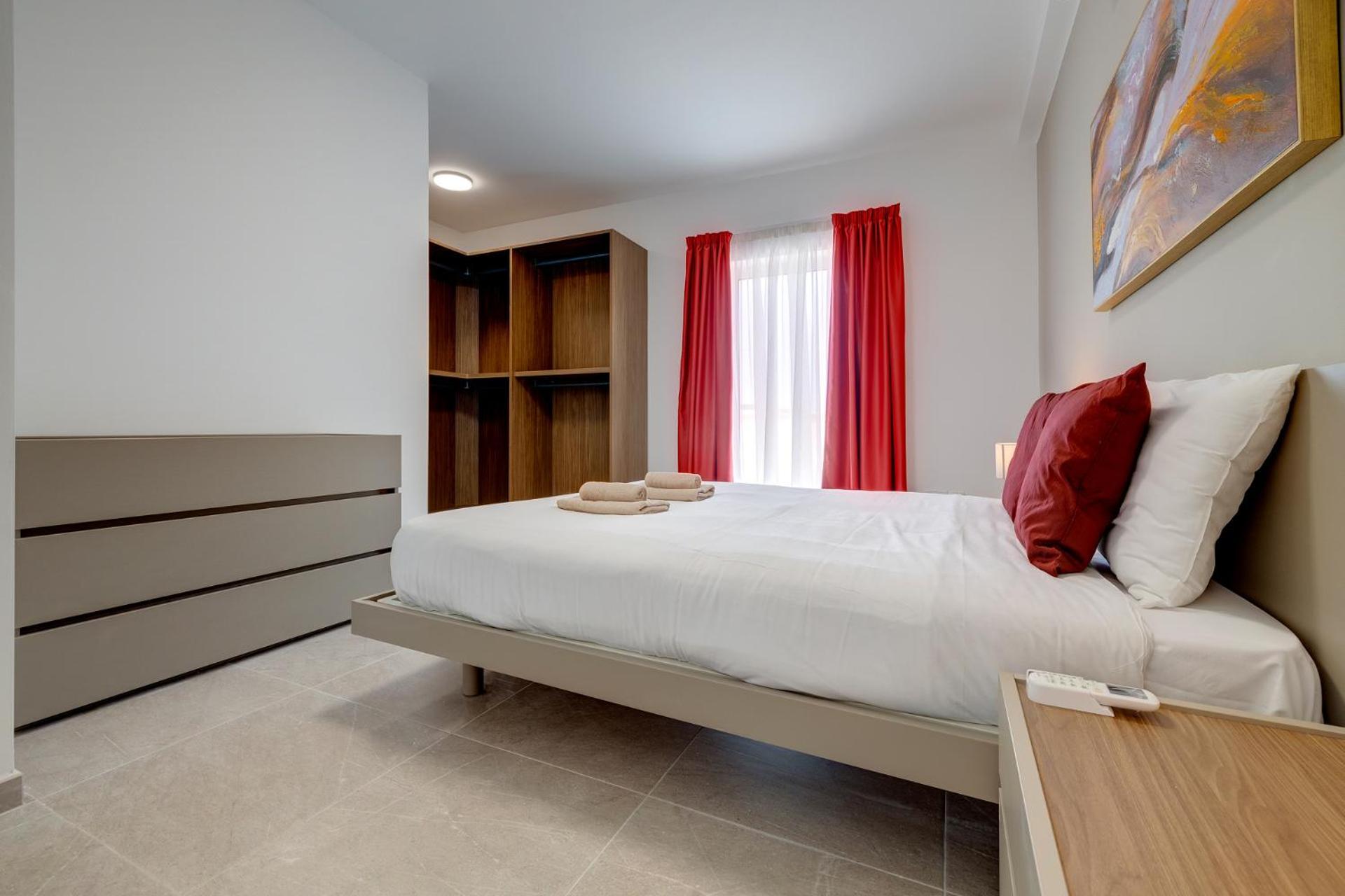 Elegant Sliema Penthouse Panoramic Terrace by Buena Vista