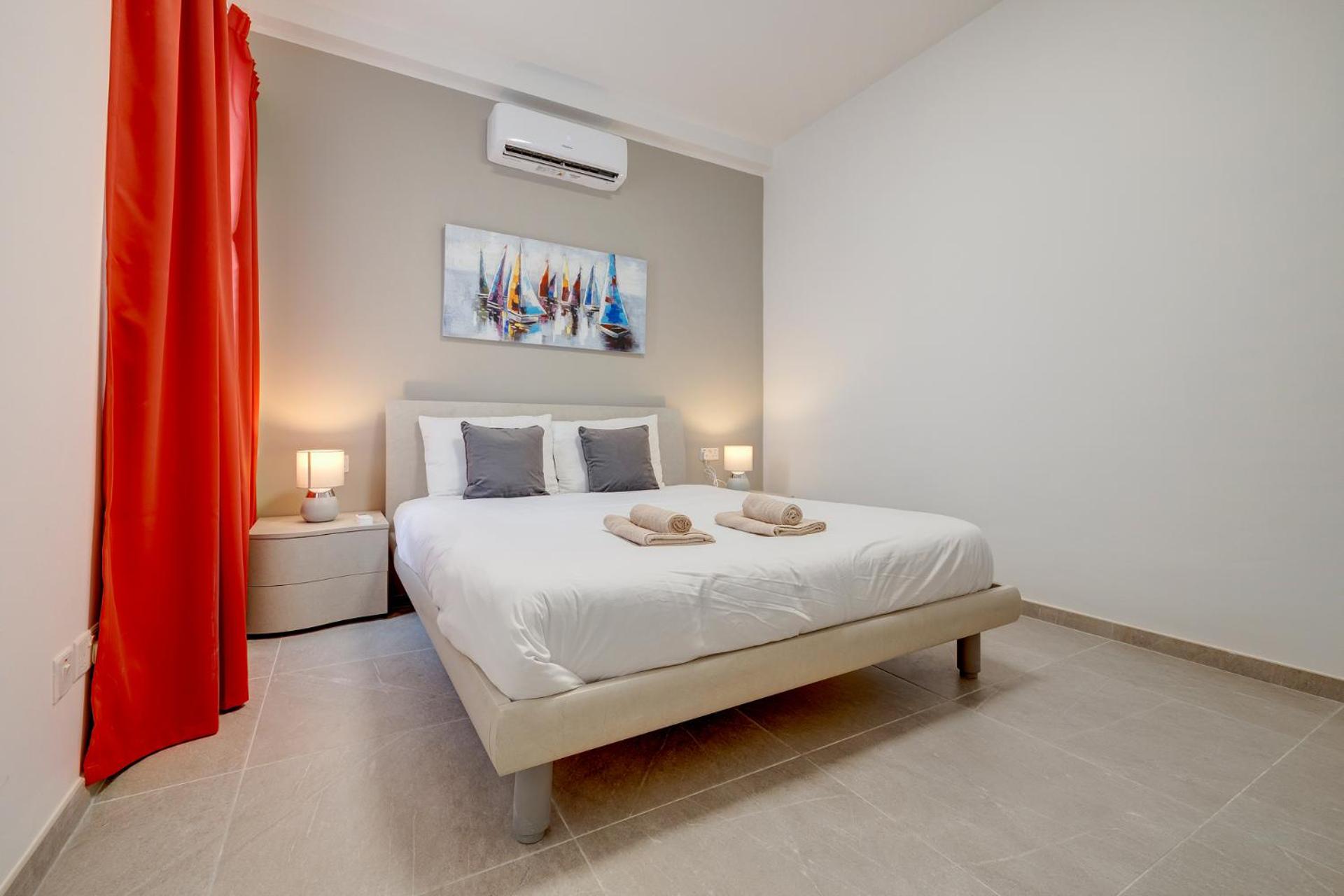 Elegant Sliema Penthouse Panoramic Terrace by Buena Vista
