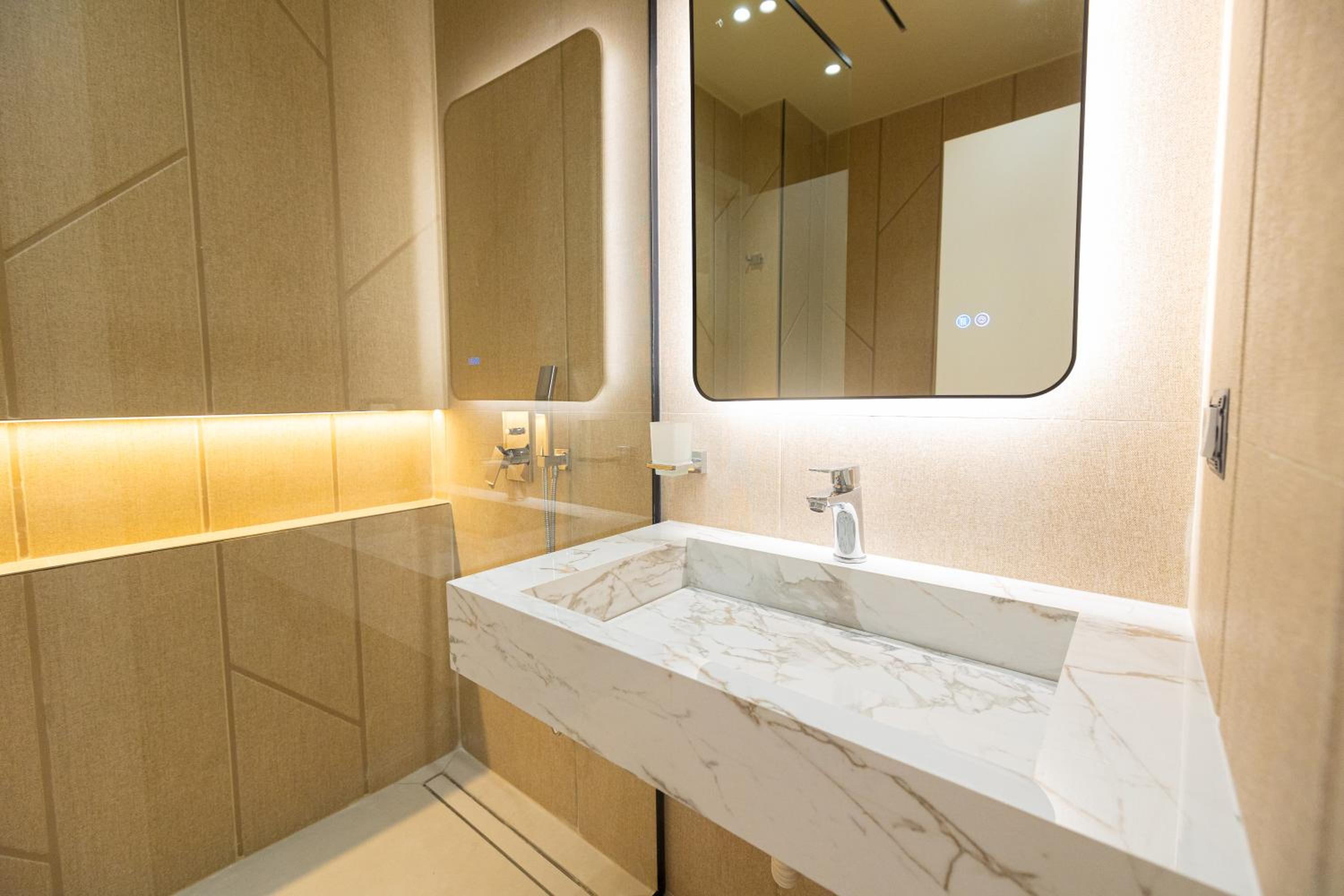 Ameli Luxury Apartment