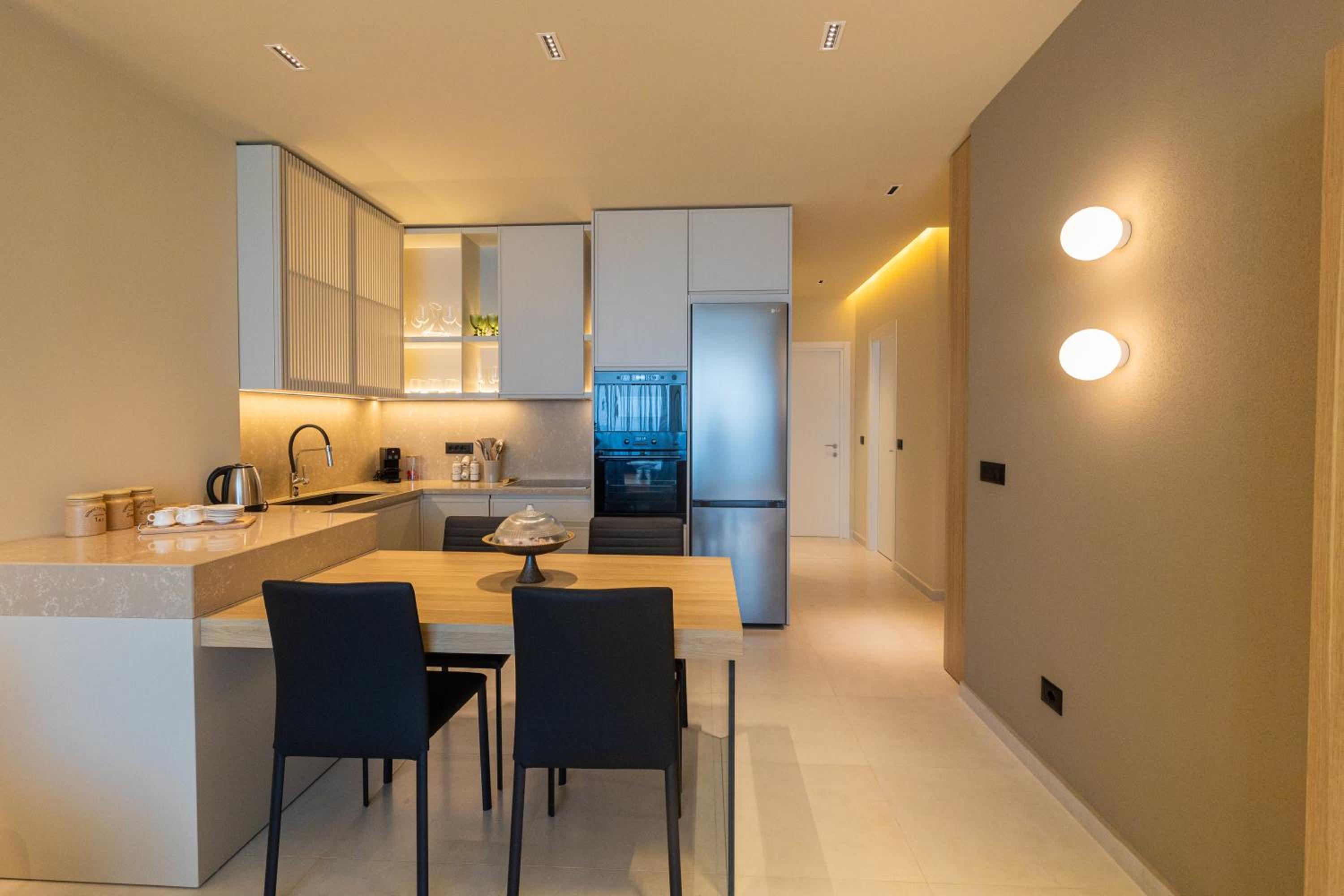 Ameli Luxury Apartment