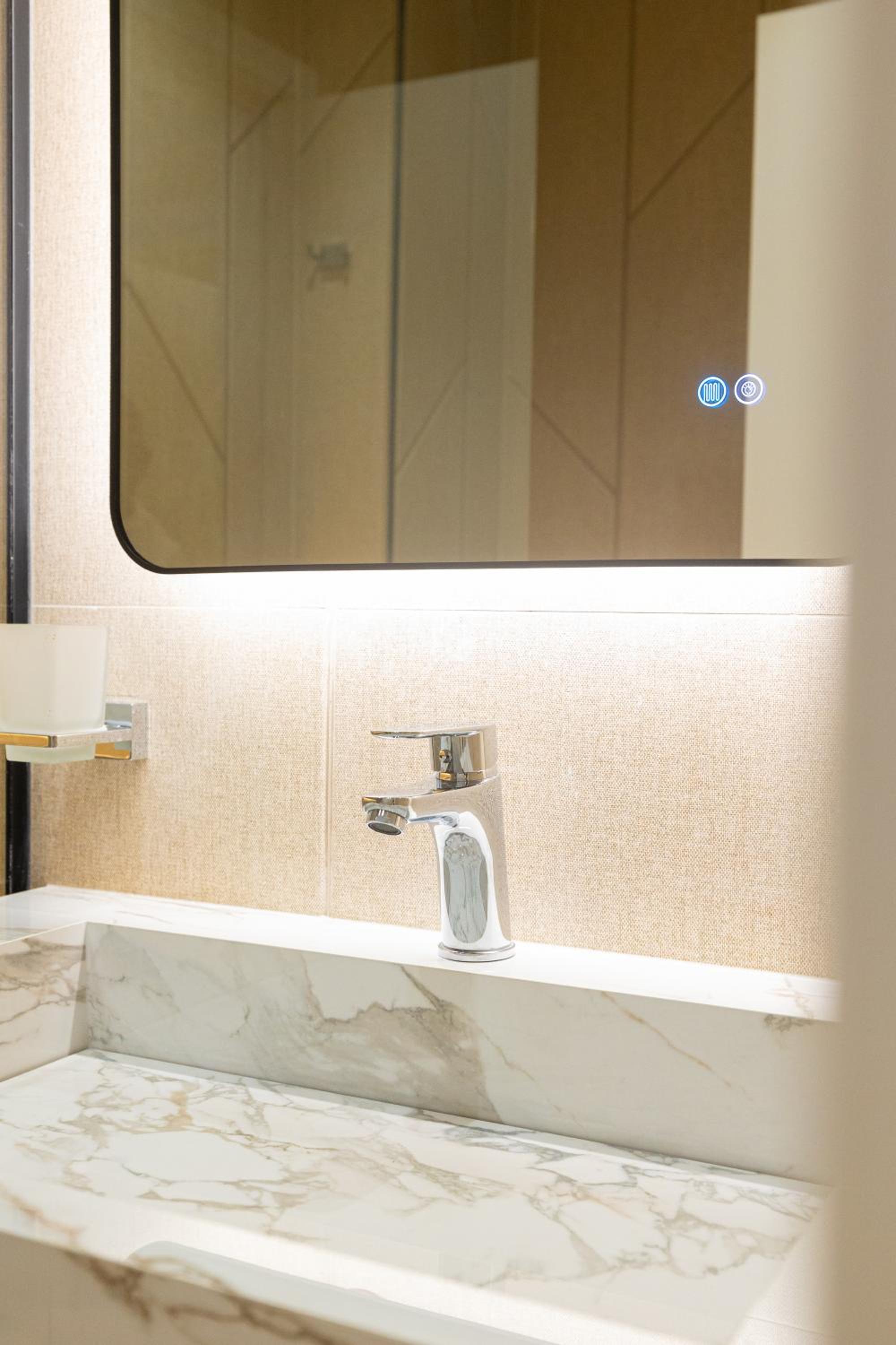 Ameli Luxury Apartment