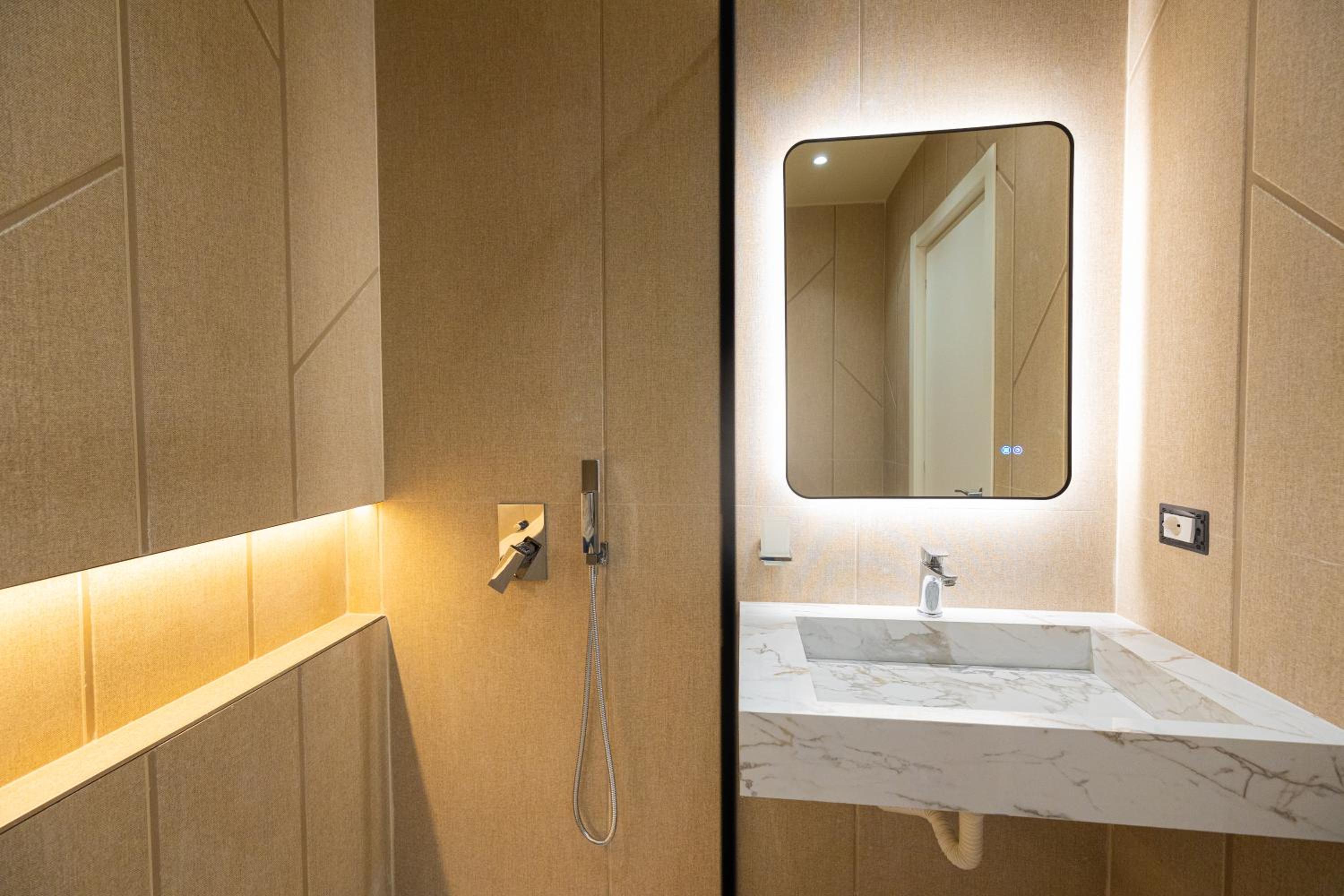Ameli Luxury Apartment