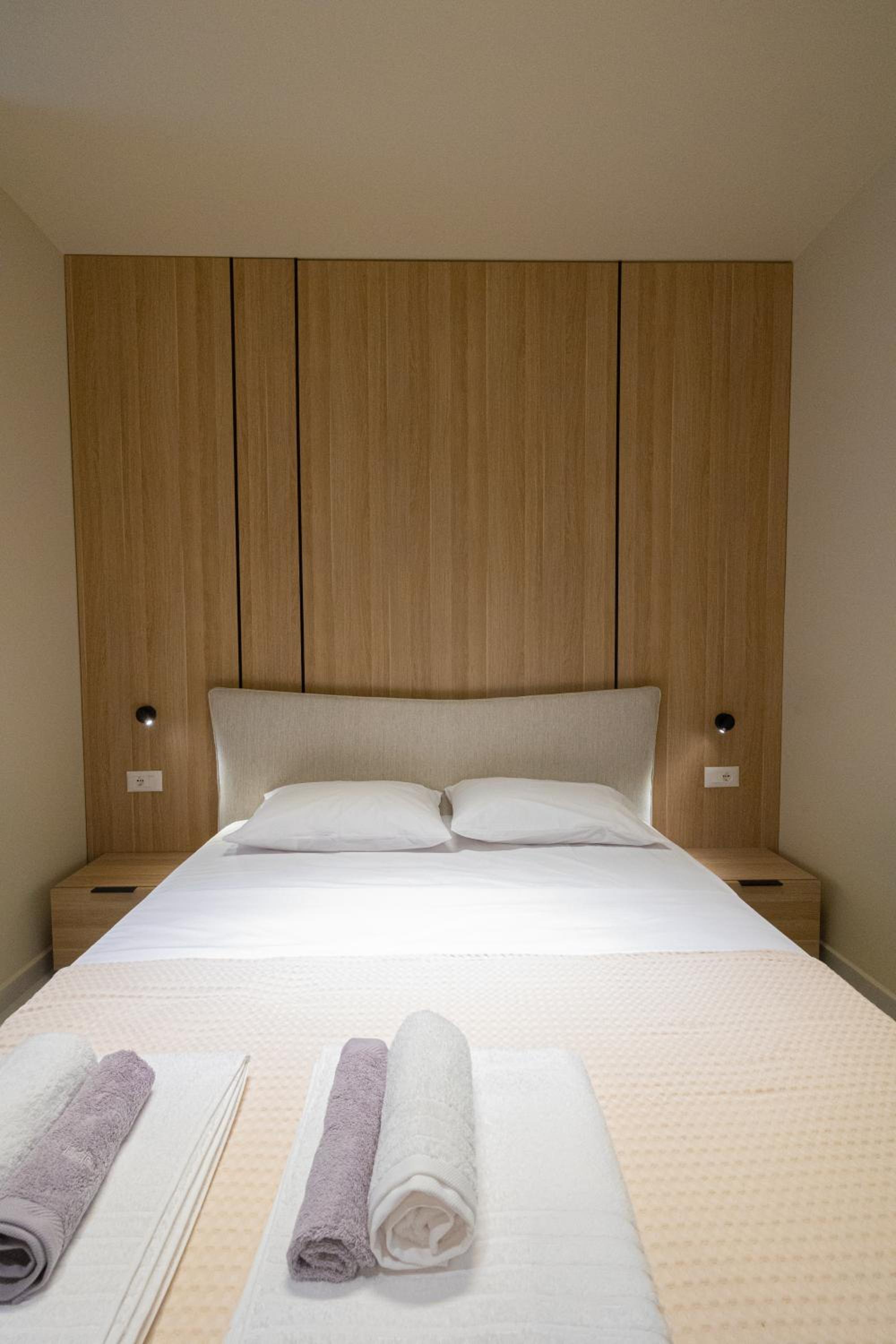 Ameli Luxury Apartment