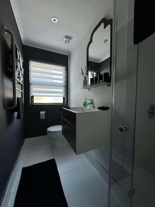 Little Paradise in Hout Bay view 3