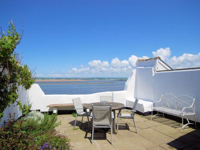 2 Bed in Bideford oc-reefc view 3