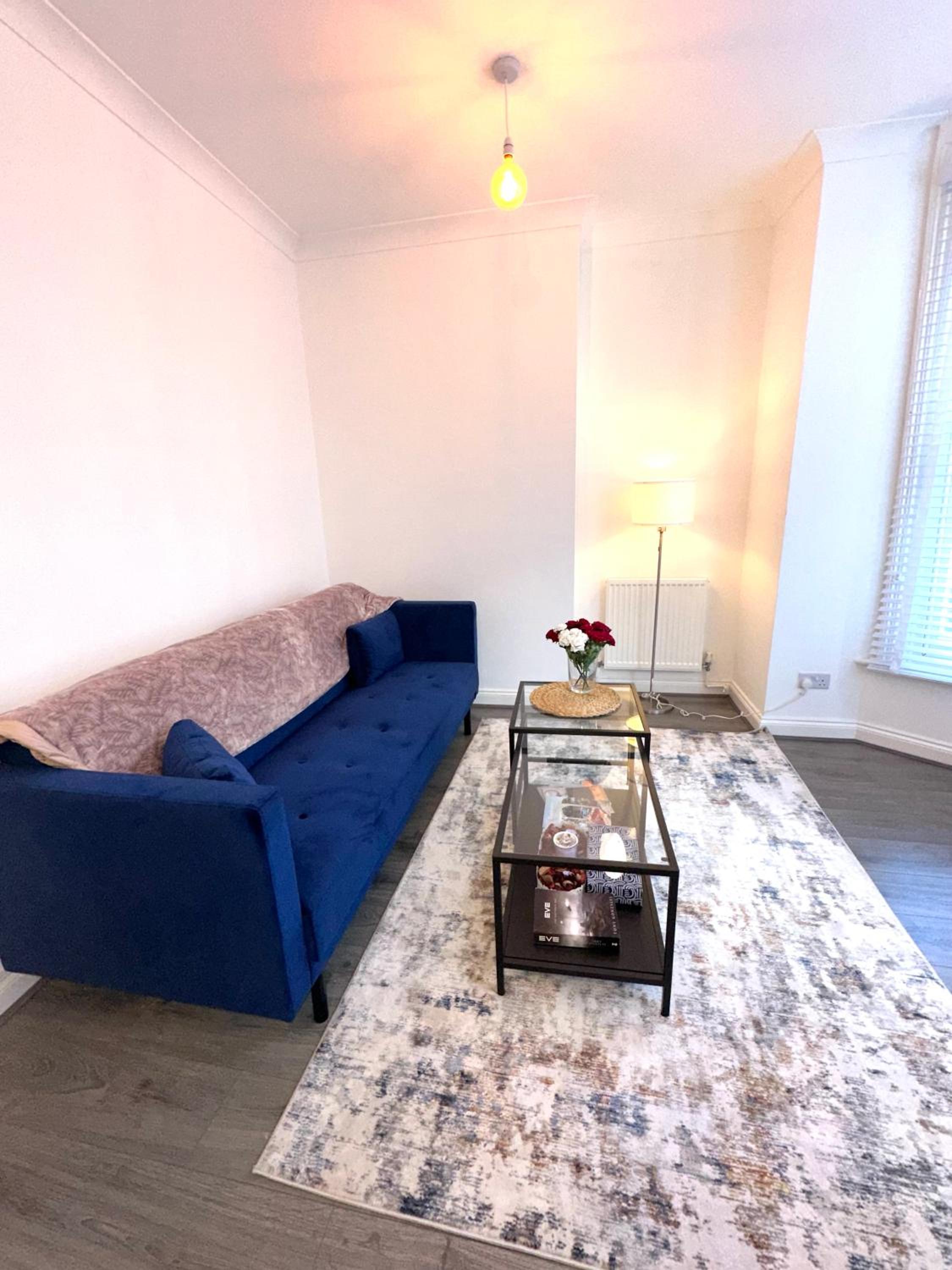 A modern 2 bedroom seaside apartment view 4