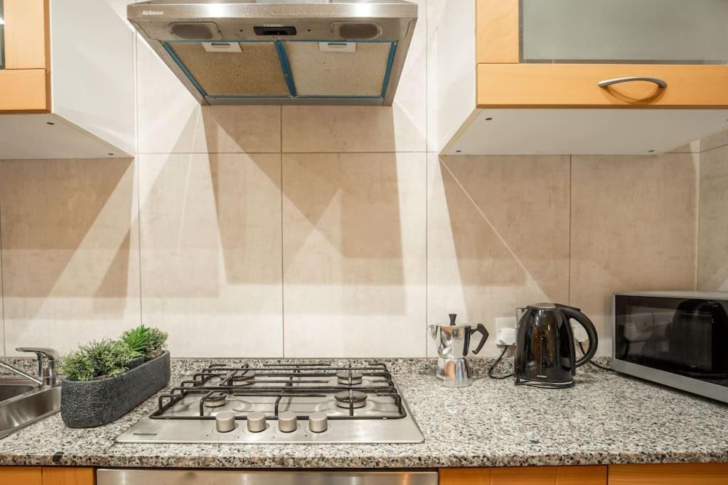 Spacious and Central Flat in Spinola Bay photo 4