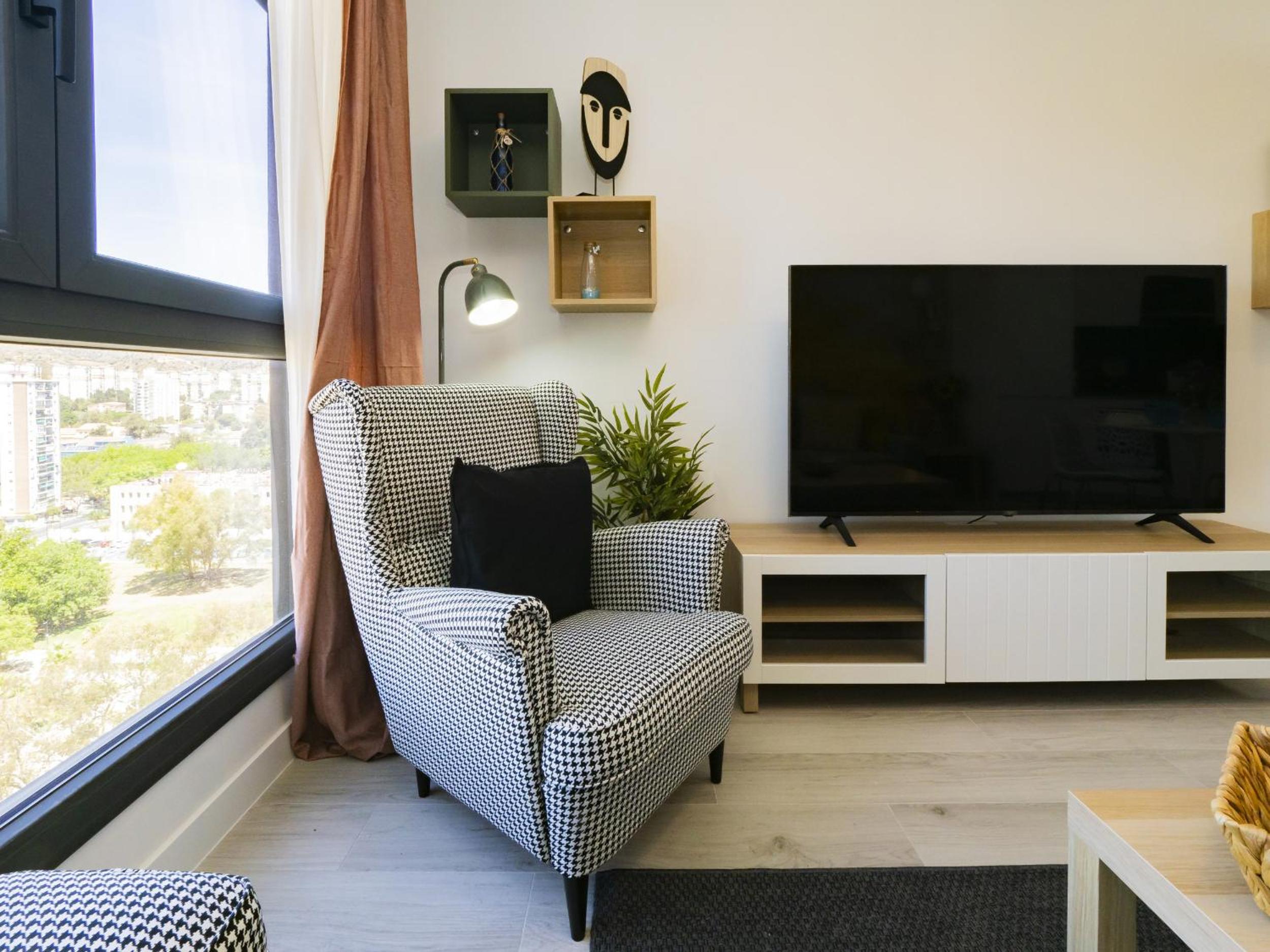 Cubo's Urban Sky Apartment East View 13