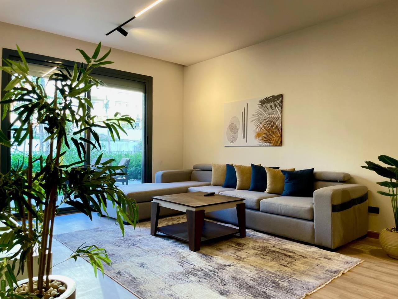 LUX 2BR Direct on Pool with Natural view SodicVillette view 5