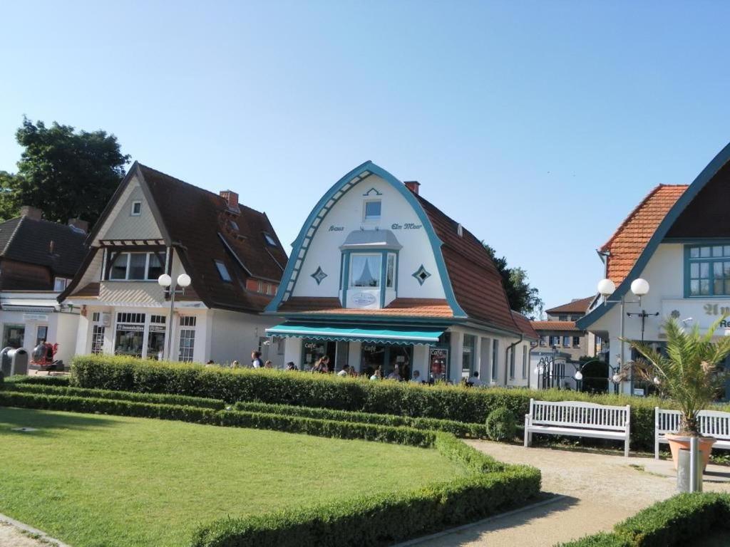 Kleines Haus am Meer