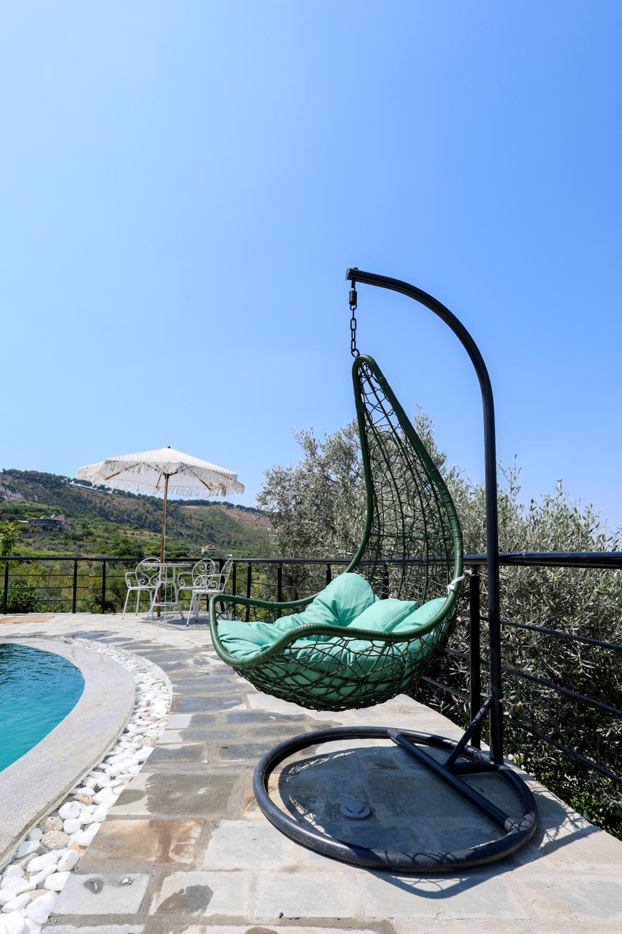 Sunrise House - Swimming Pool