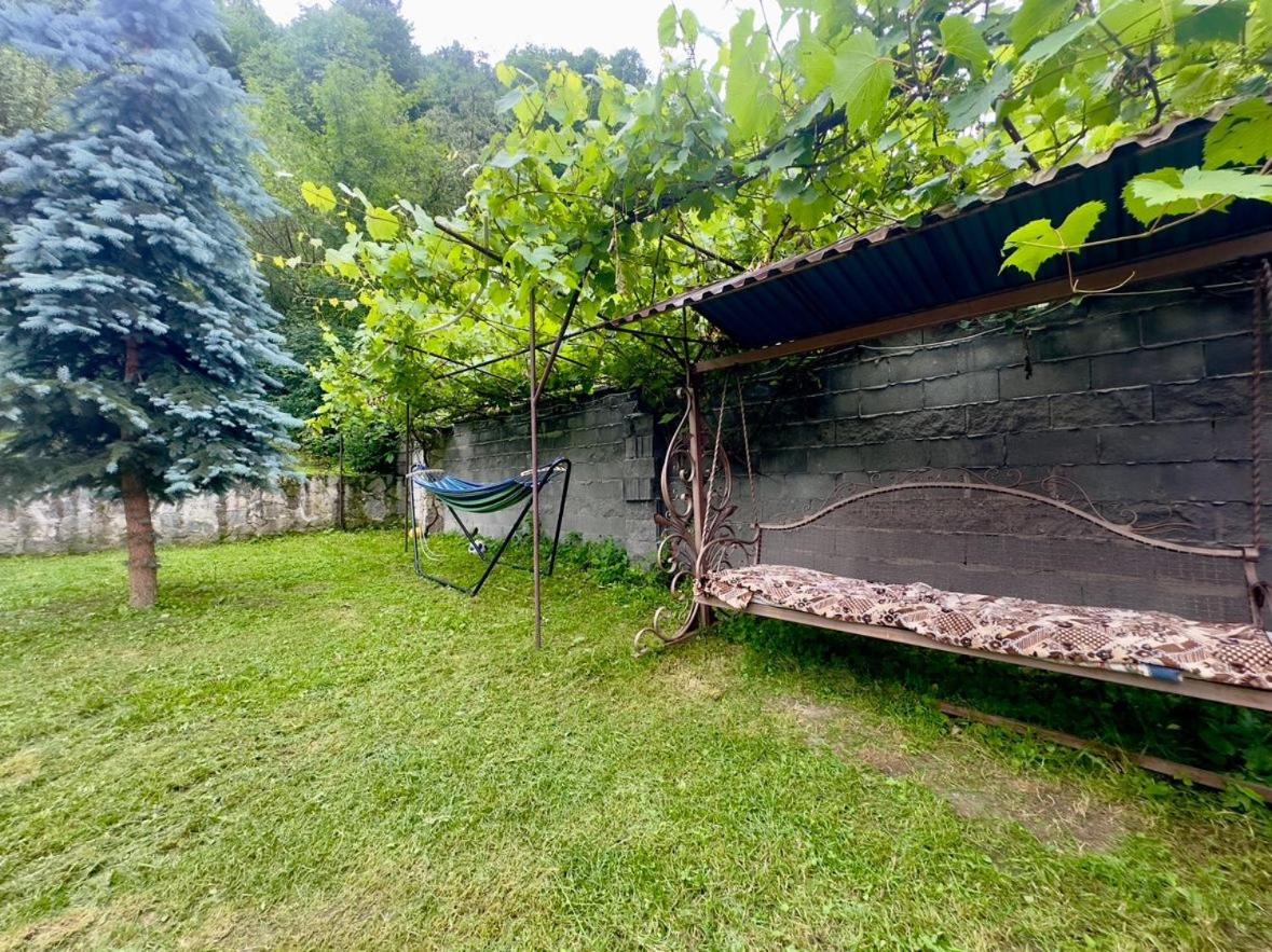 Dilijan Family House with Pool 2BD, service by Estate EVN