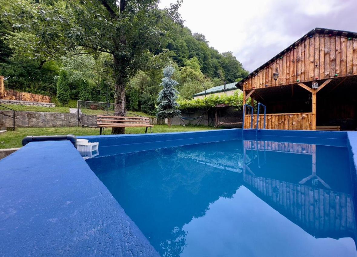 Dilijan Family House with Pool 2BD, service by Estate EVN