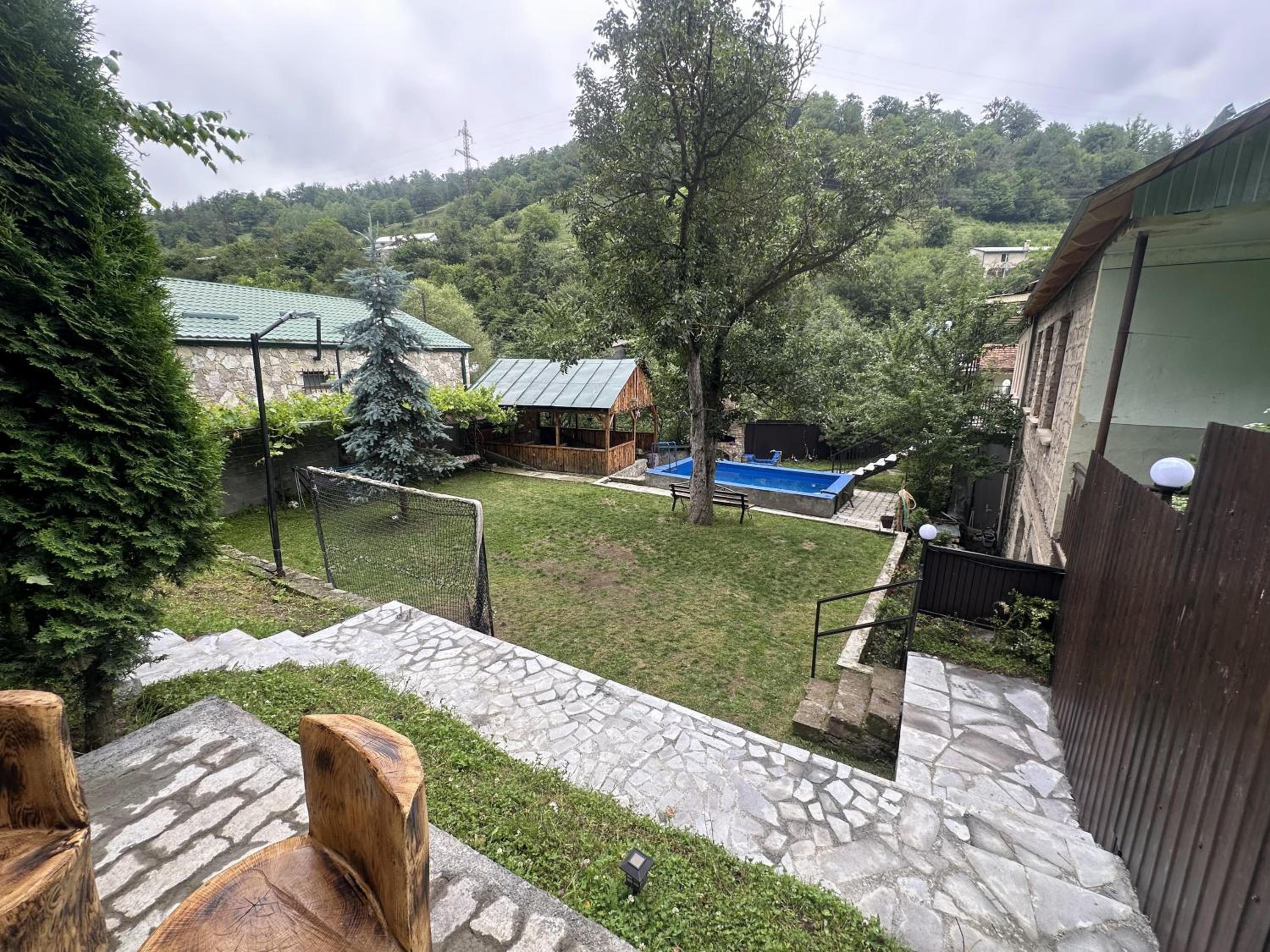 Dilijan Family House with Pool 2BD, service by Estate EVN