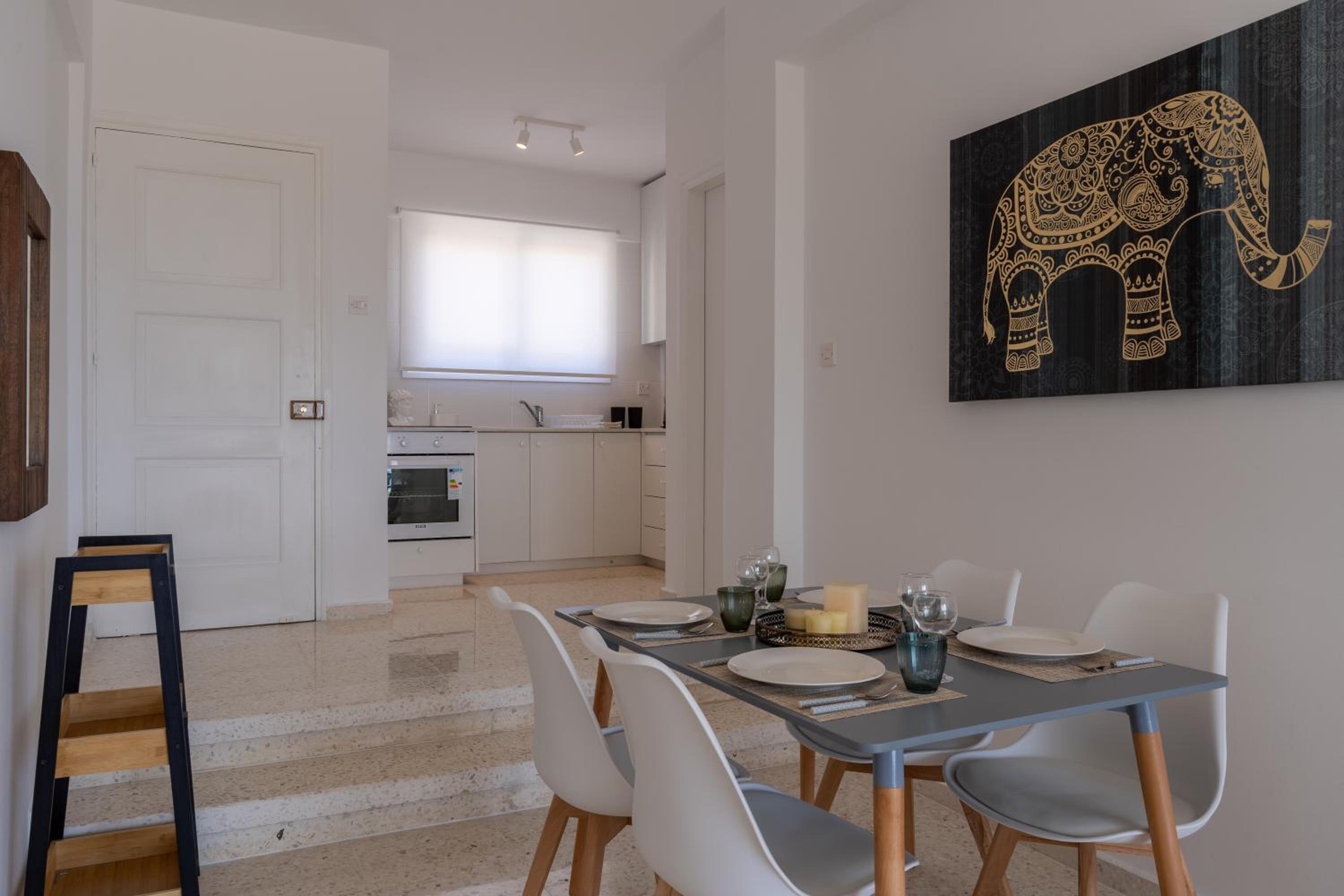 Seaview Serenity - A 2 bedroom Townhouse in Paphos