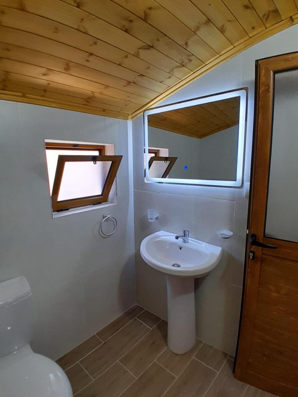 Guest House Ejona