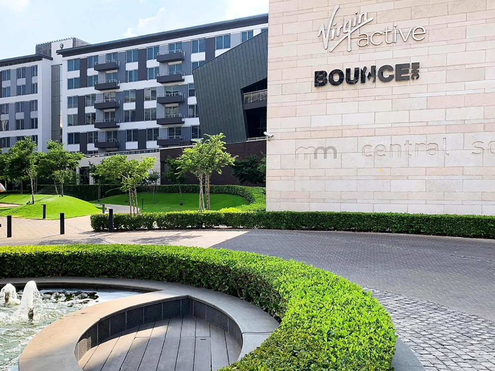 Menlyn Maine Luxury Rentals view 3