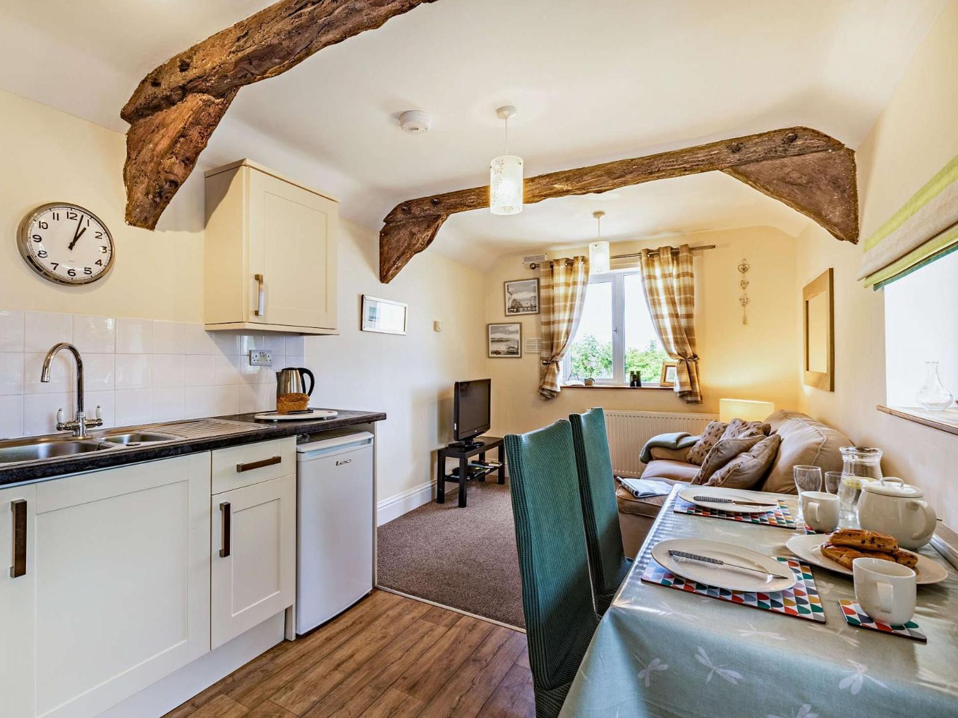 1 Bed in Ilfracombe oc-parsc view 5