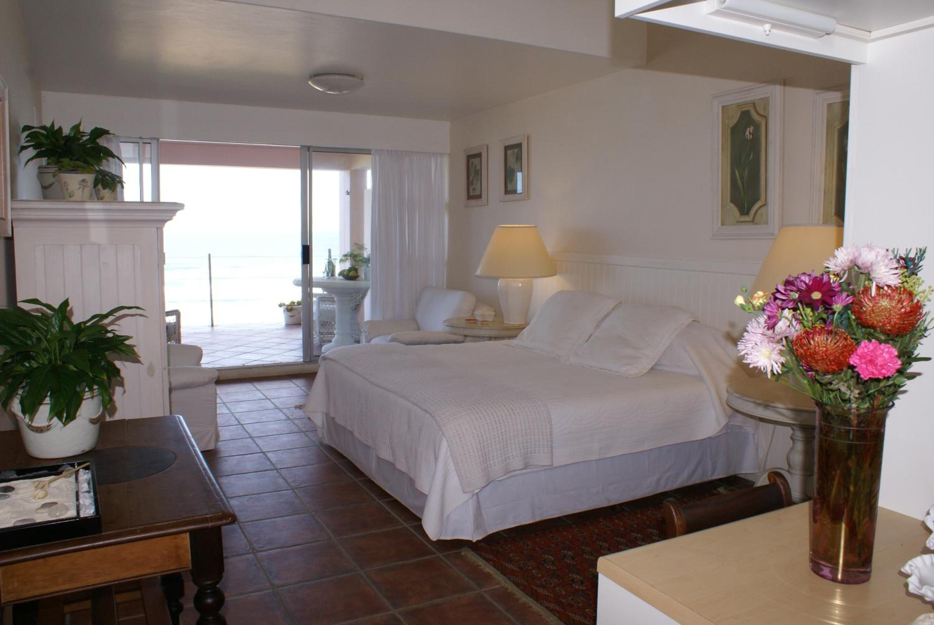 The Pink Lodge on The Beach