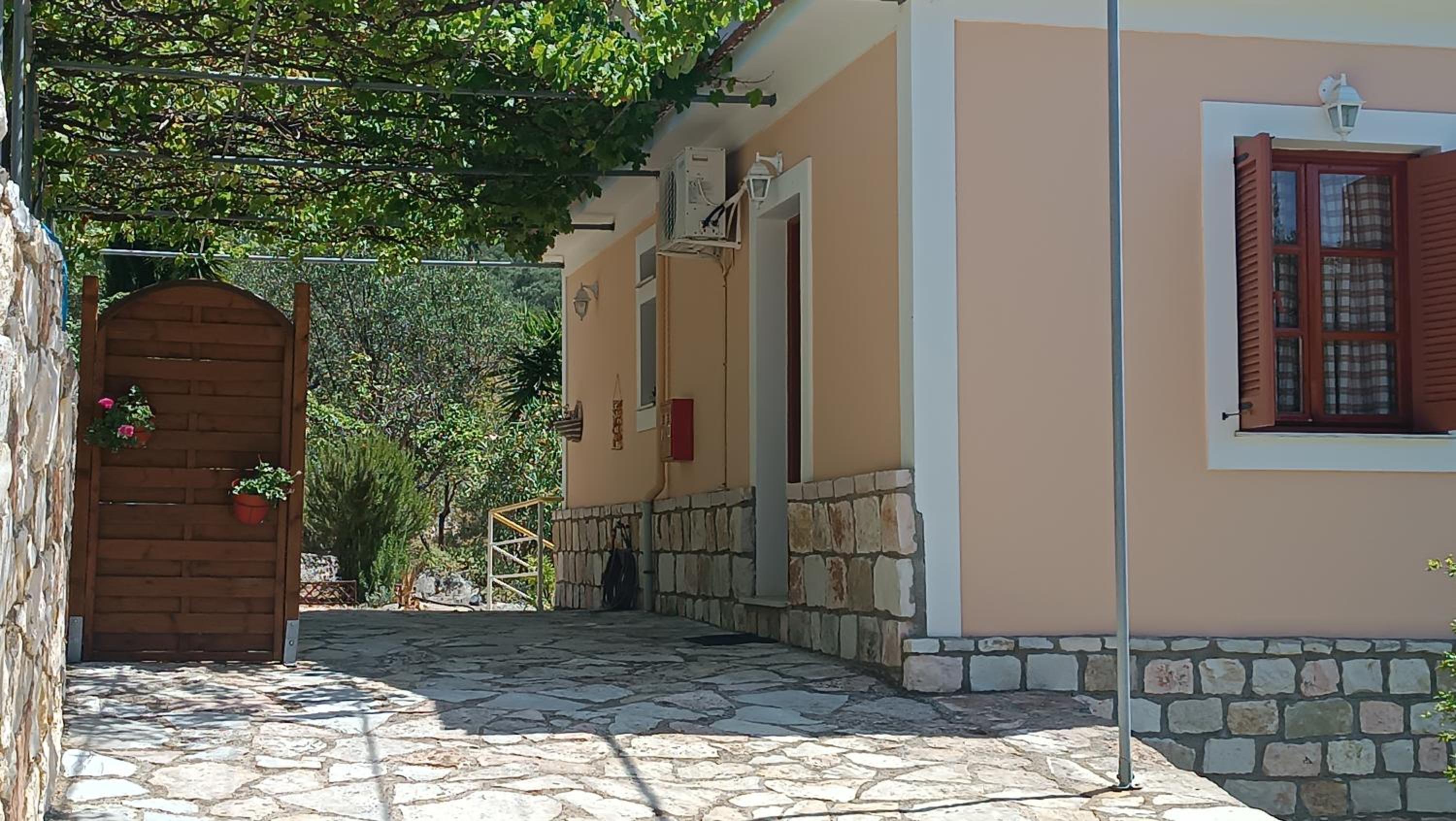 IthakiHouse II