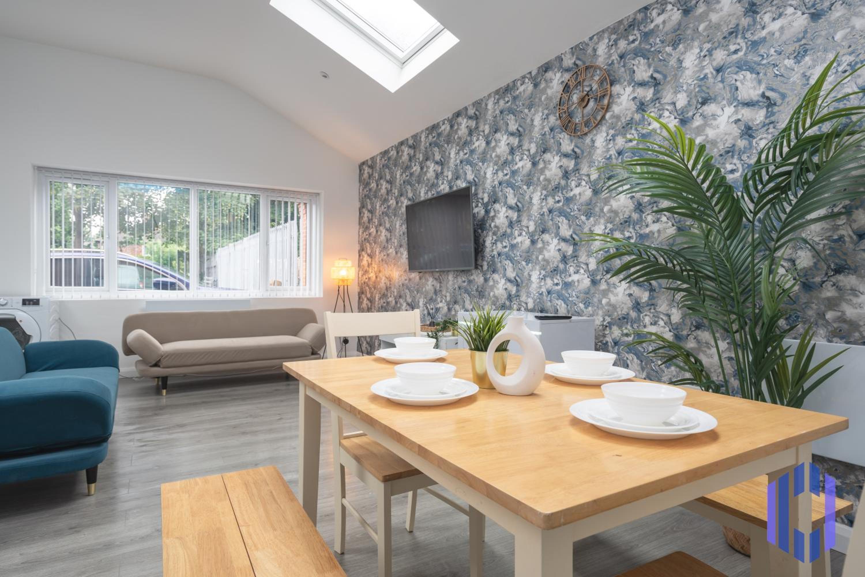 Hotel Santorini Blues by CEFAS - Free Parking - Bungalow - Near Airport - Image 1