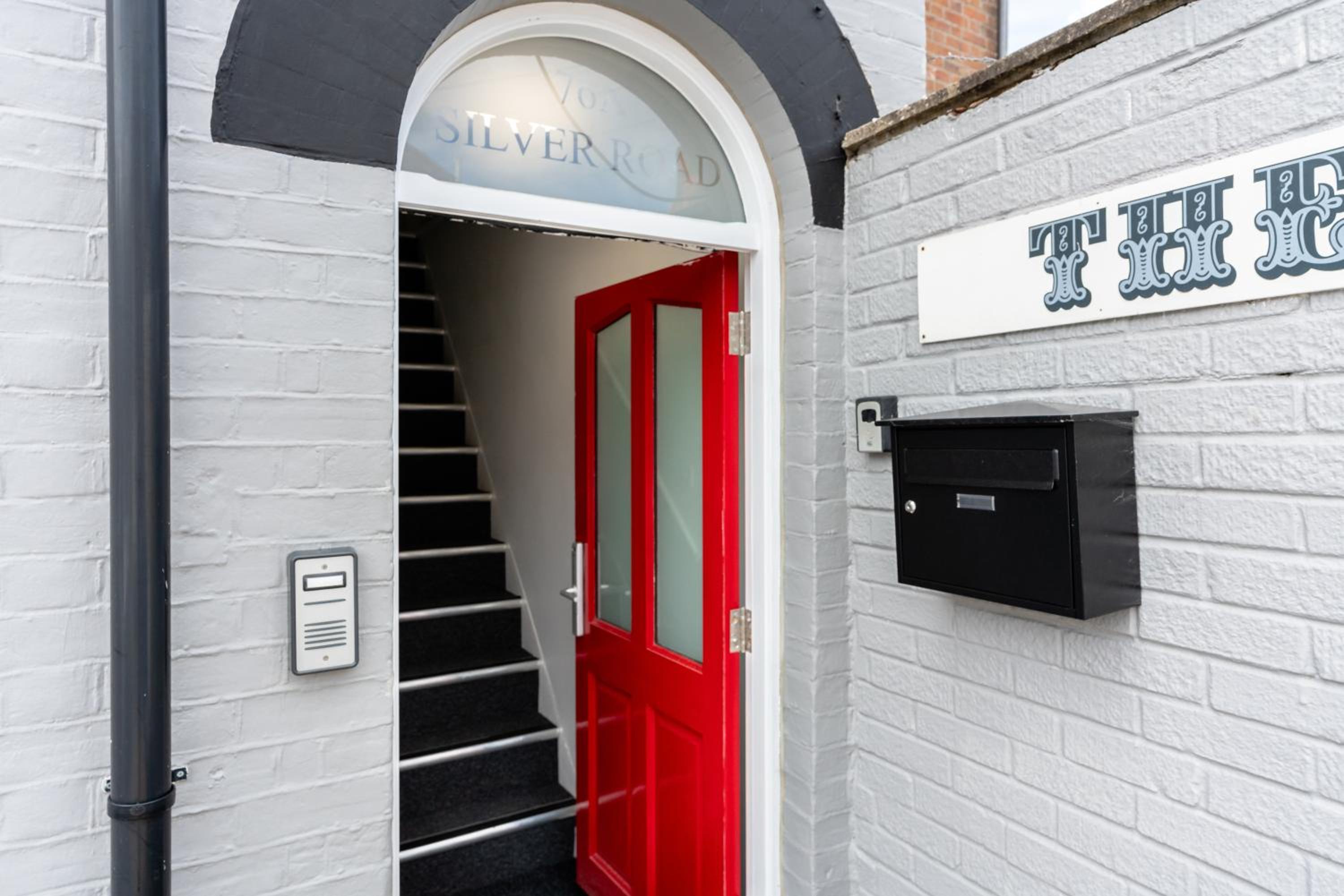 76a Silver Road