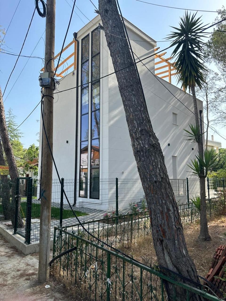 Beautiful Villa in Golem