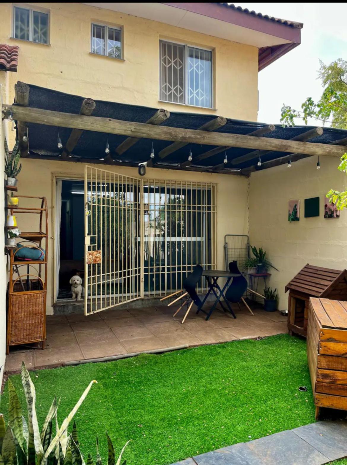 Double Story 1 Bed
