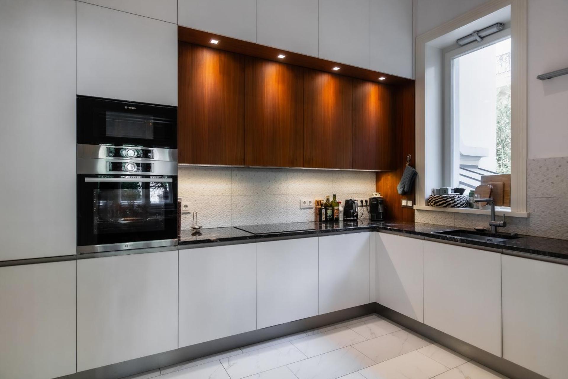 Stunning Rose Hill Premium Apartment view 3