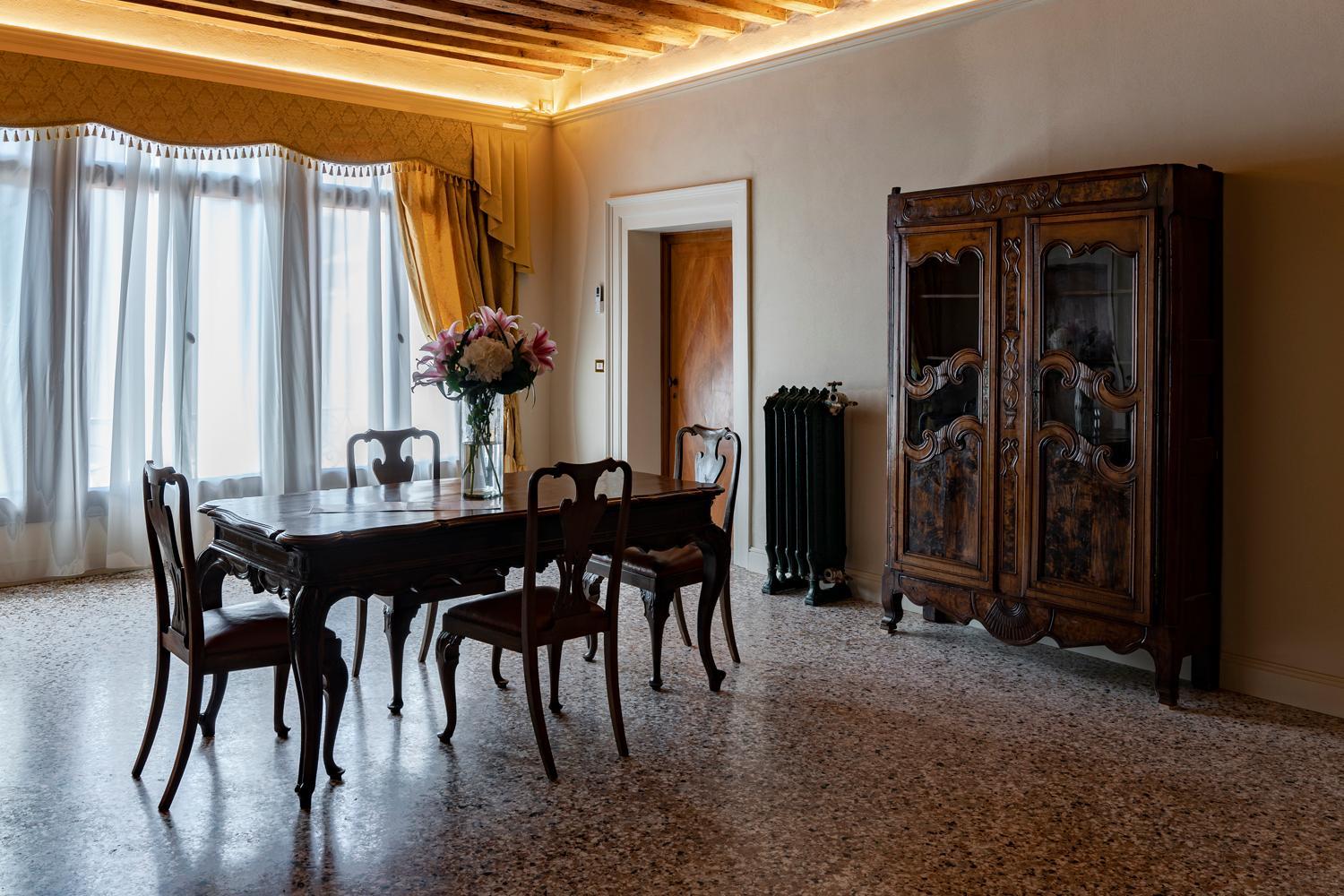 Palazzo Titti Rialto Suites