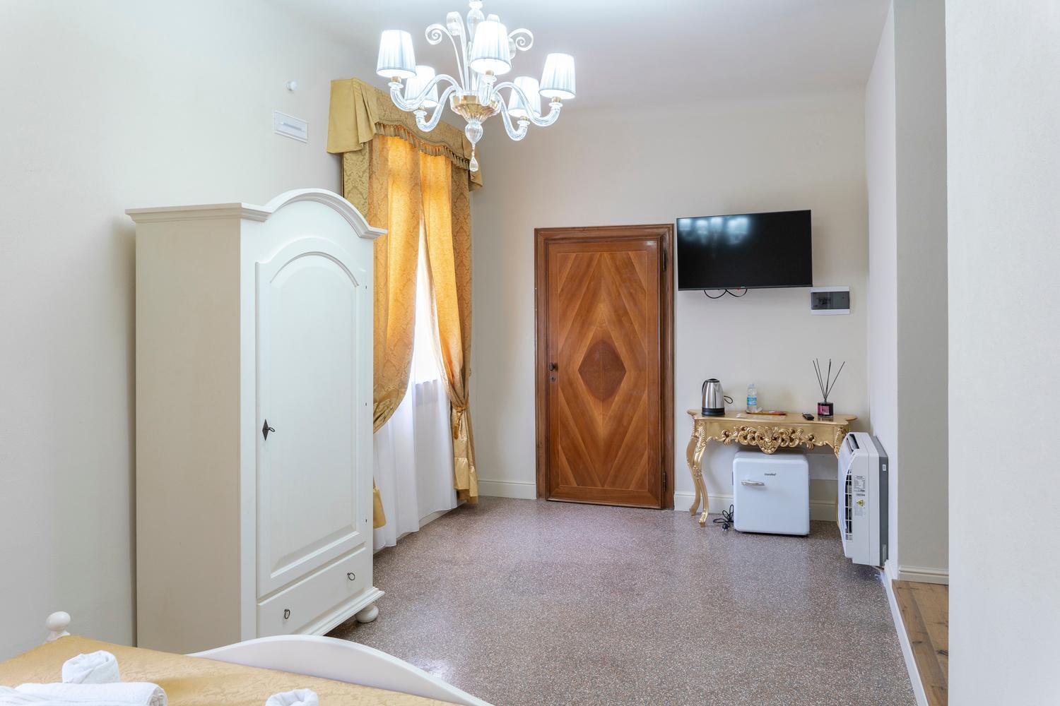 Palazzo Titti Rialto Suites